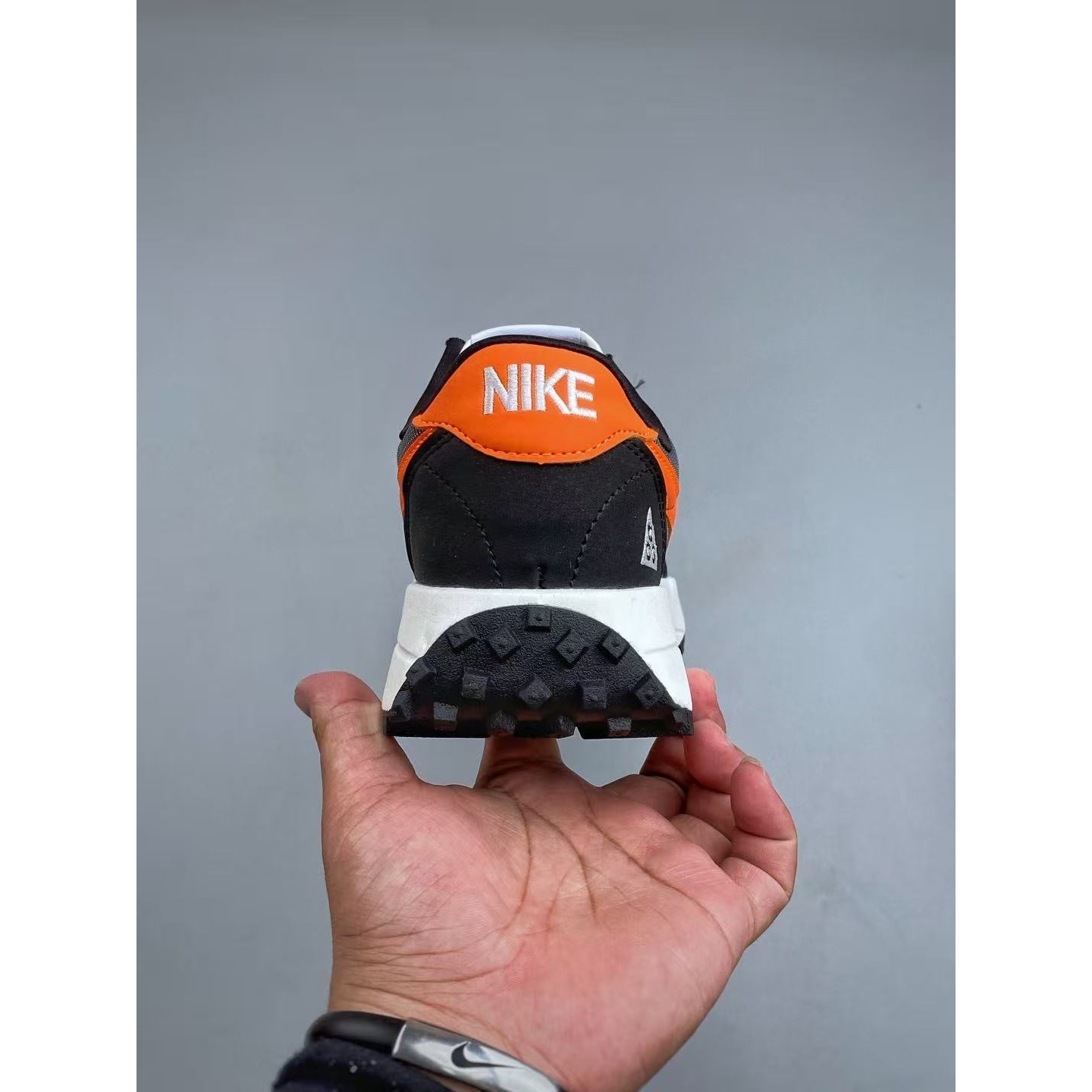 <p>Nike 越野跑鞋(黑)</p>