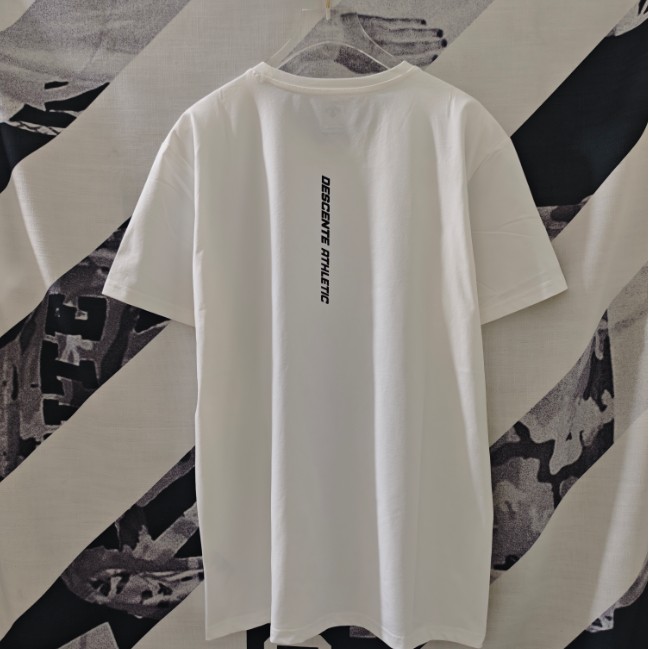 <p>DESCENTE 短袖T恤(白)</p>