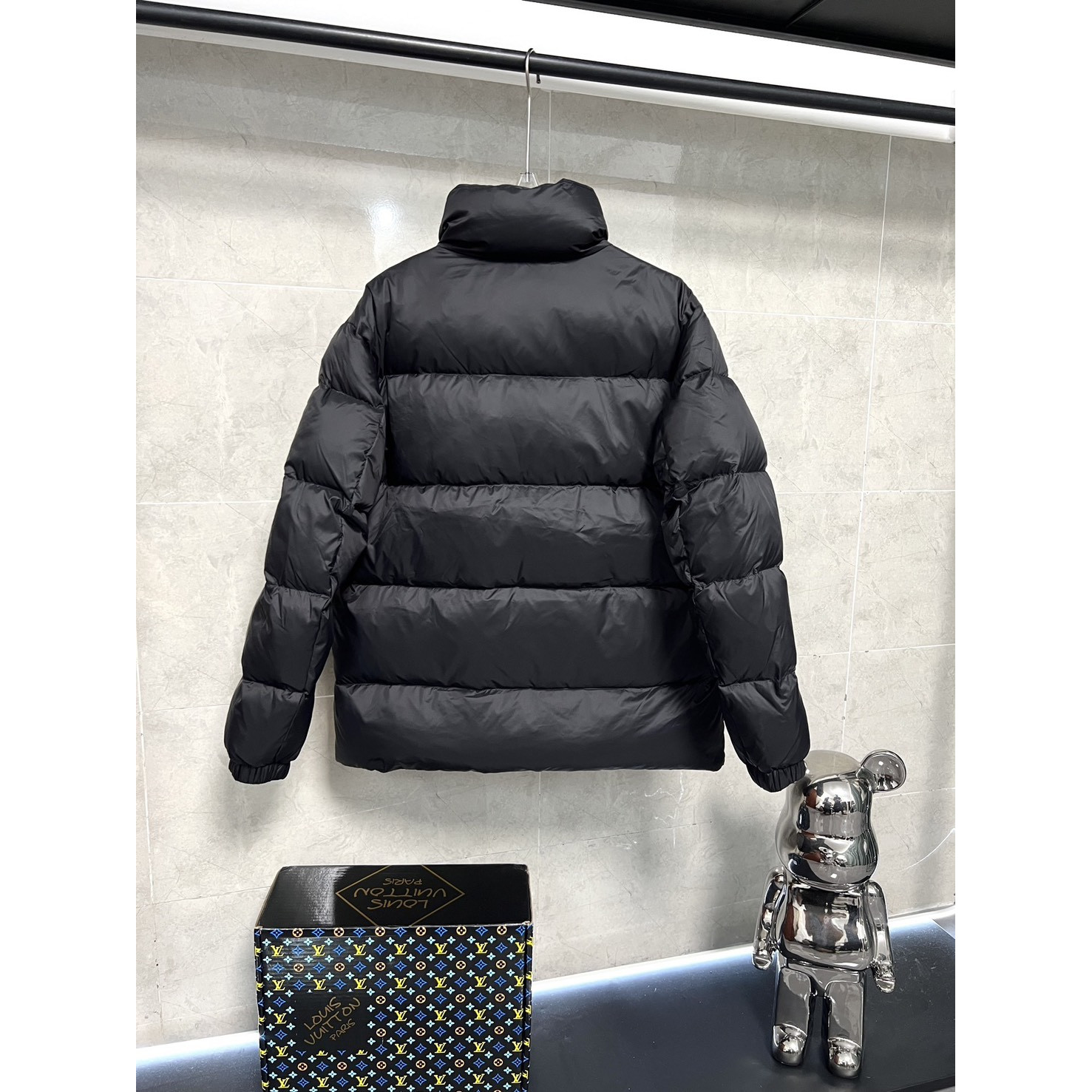 <p>Moncler Citala 短款羽绒服(黑)</p>
