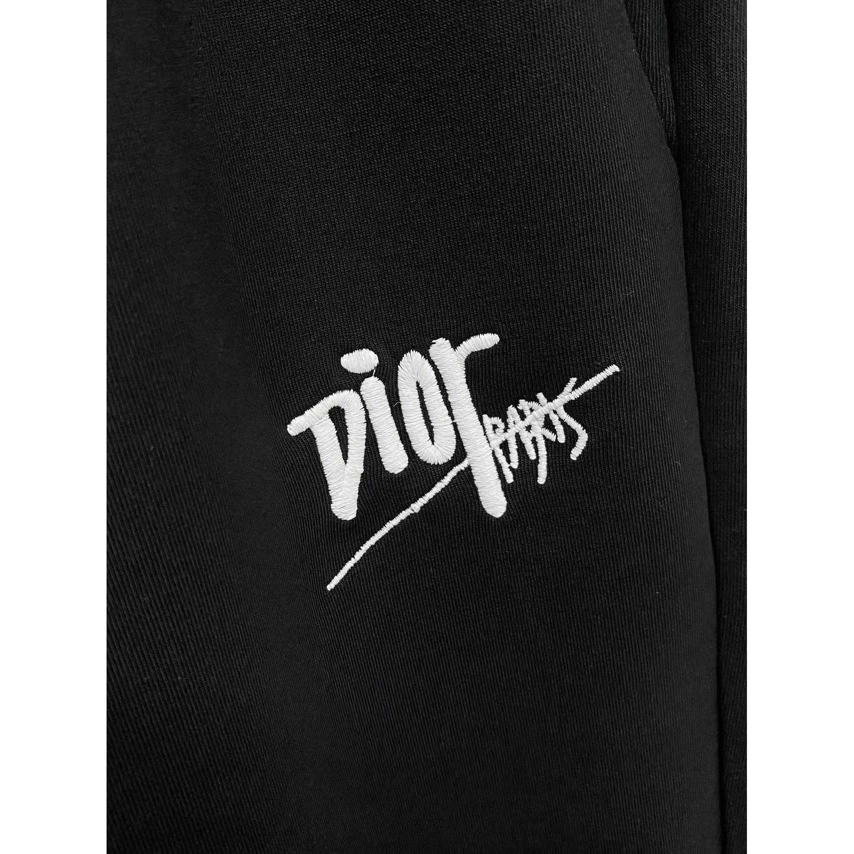 <p>DIOR 男士长裤(782450)</p>