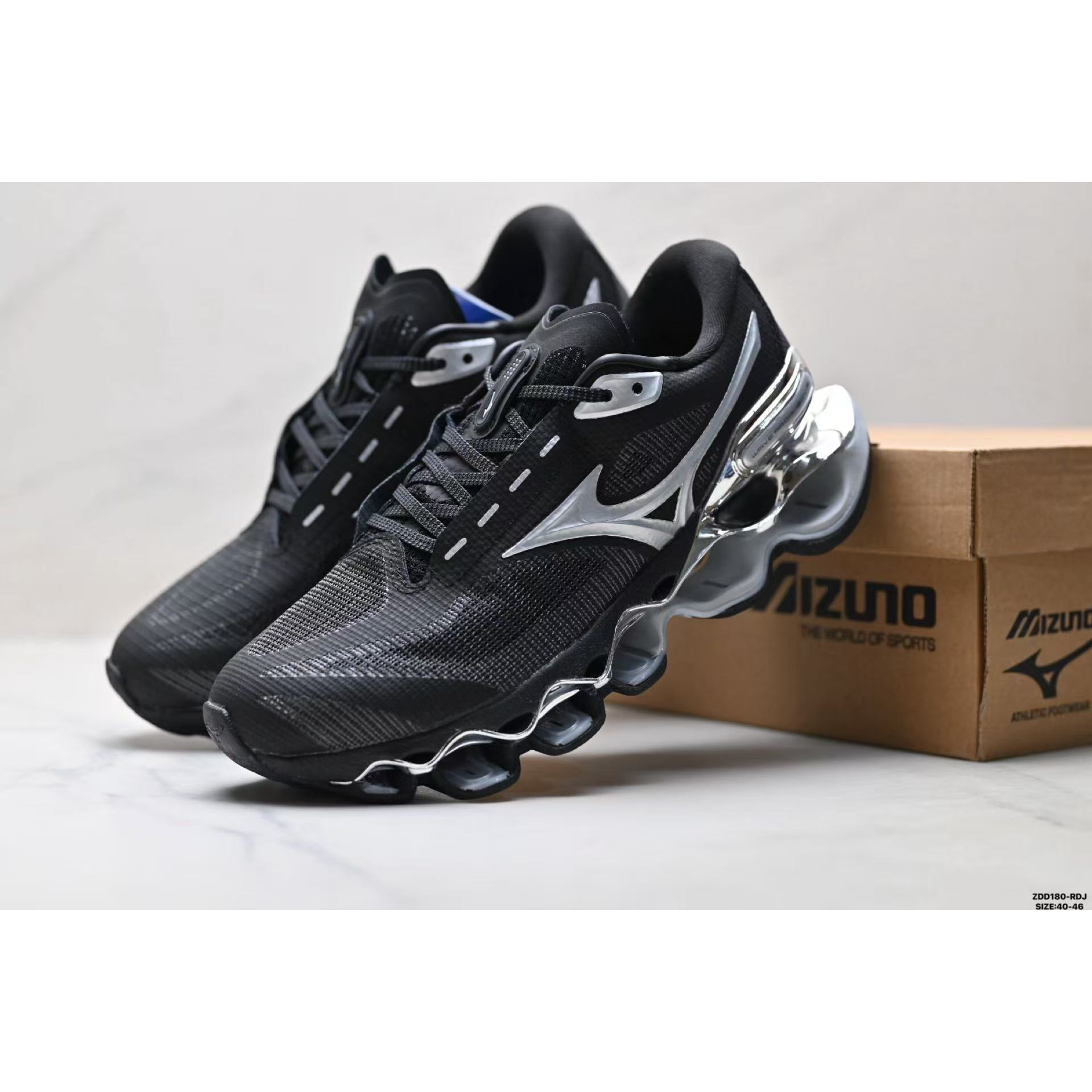 <p>Mizuno 生活休闲鞋(黑)</p>