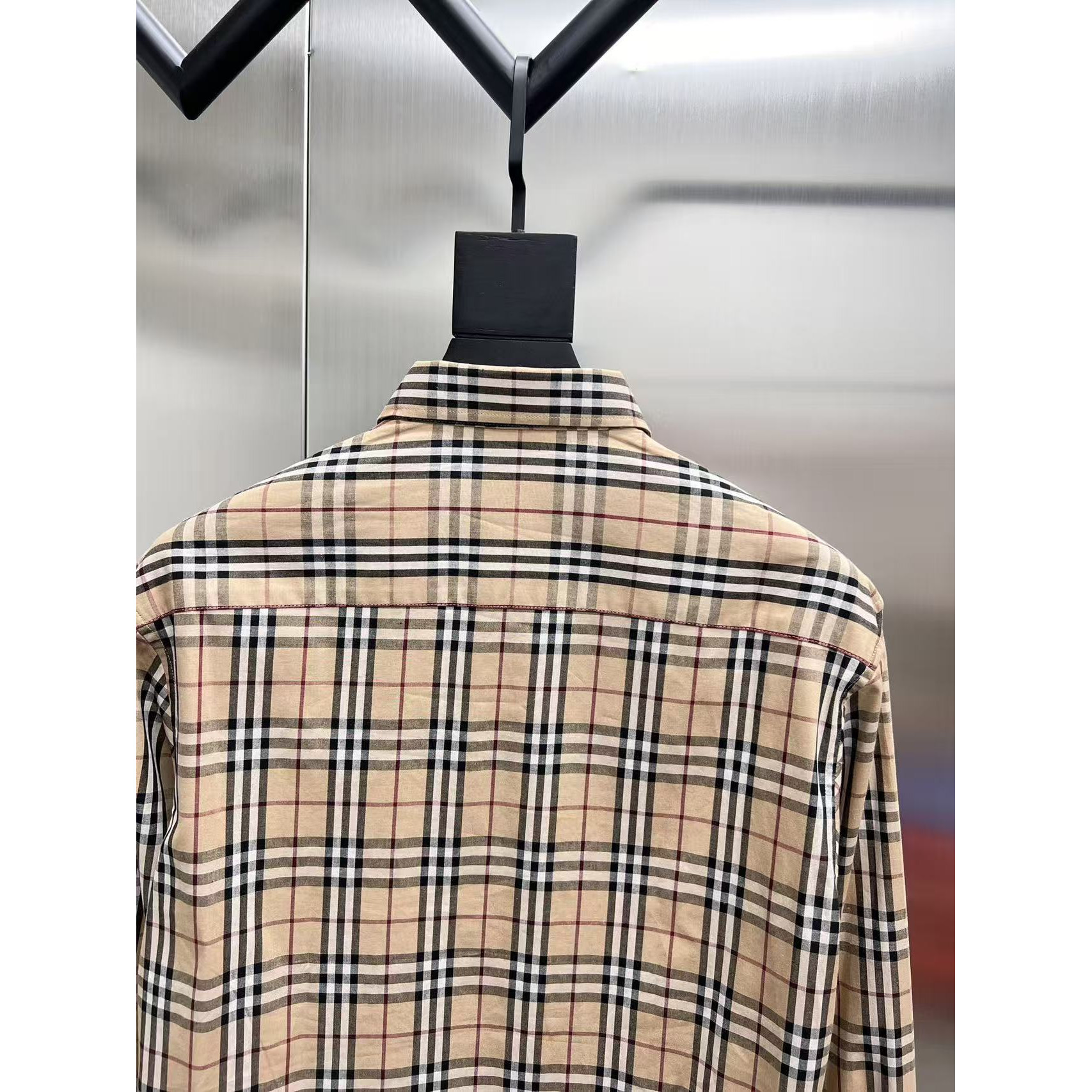 <p>Burberry 长袖衬衫(783234)</p>