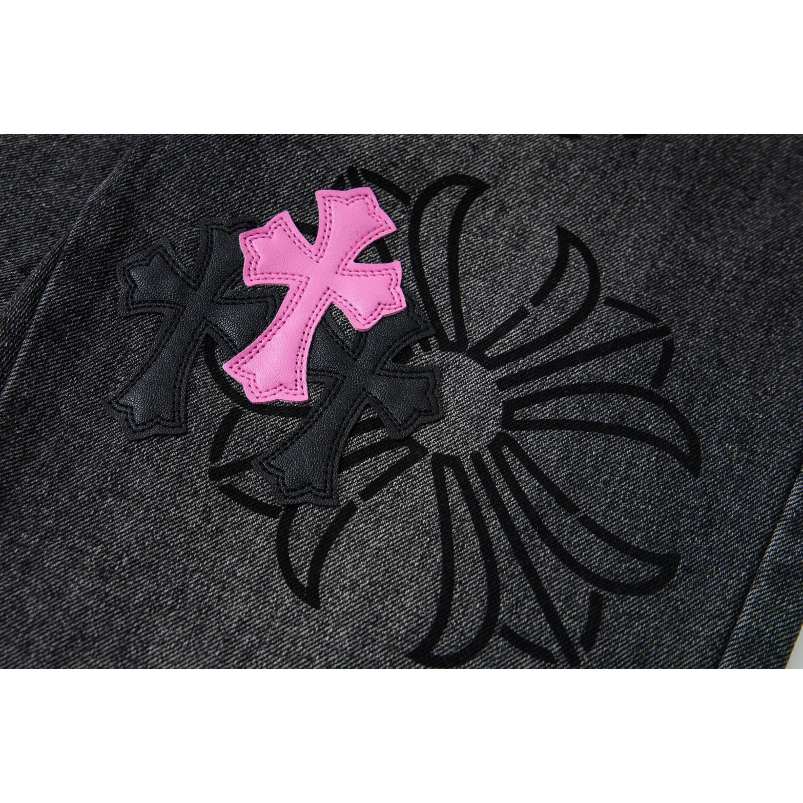 <p>CHROME HEARTS 铆钉款工装牛仔裤(1761#)</p>