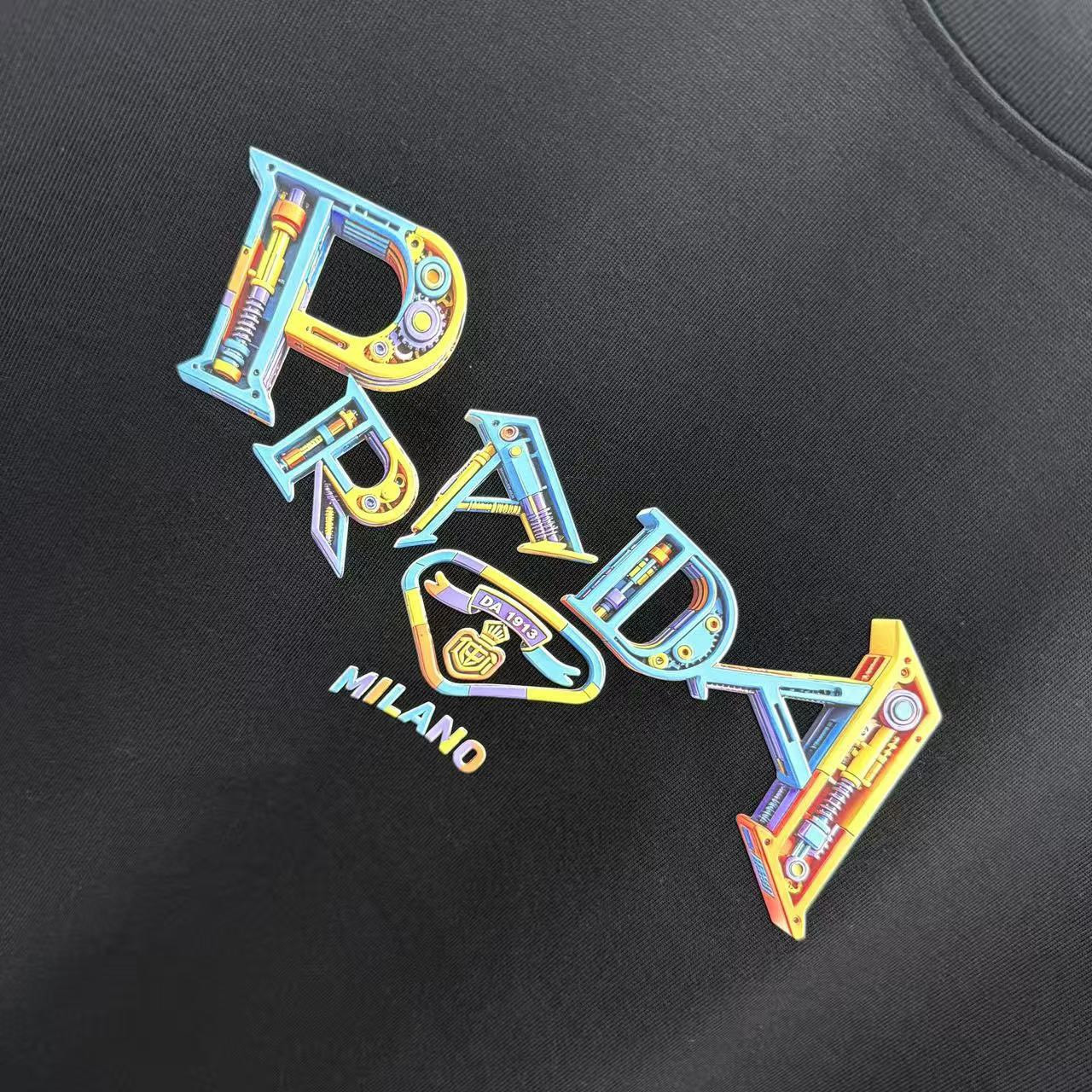 <p>Prada 圓領T恤</p>
