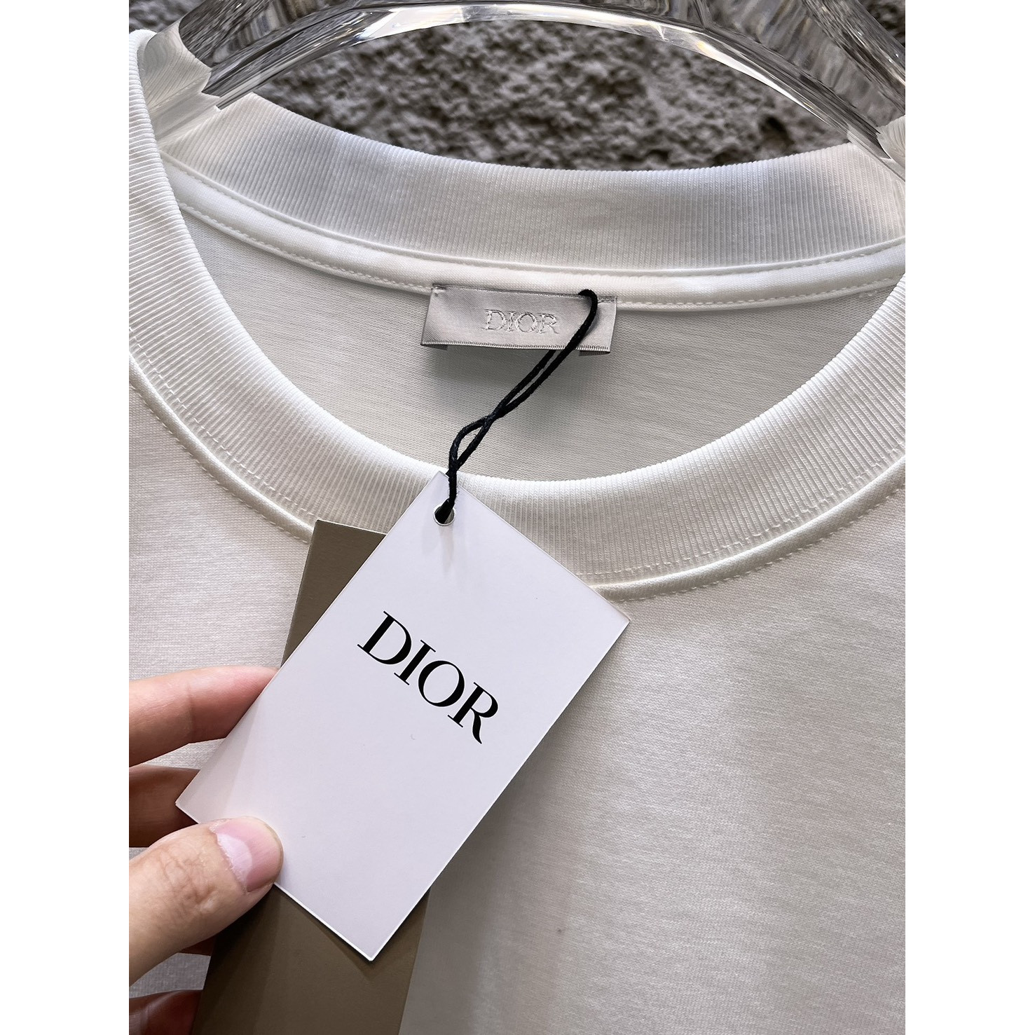 <p>DIOR 长袖T恤(白)</p>