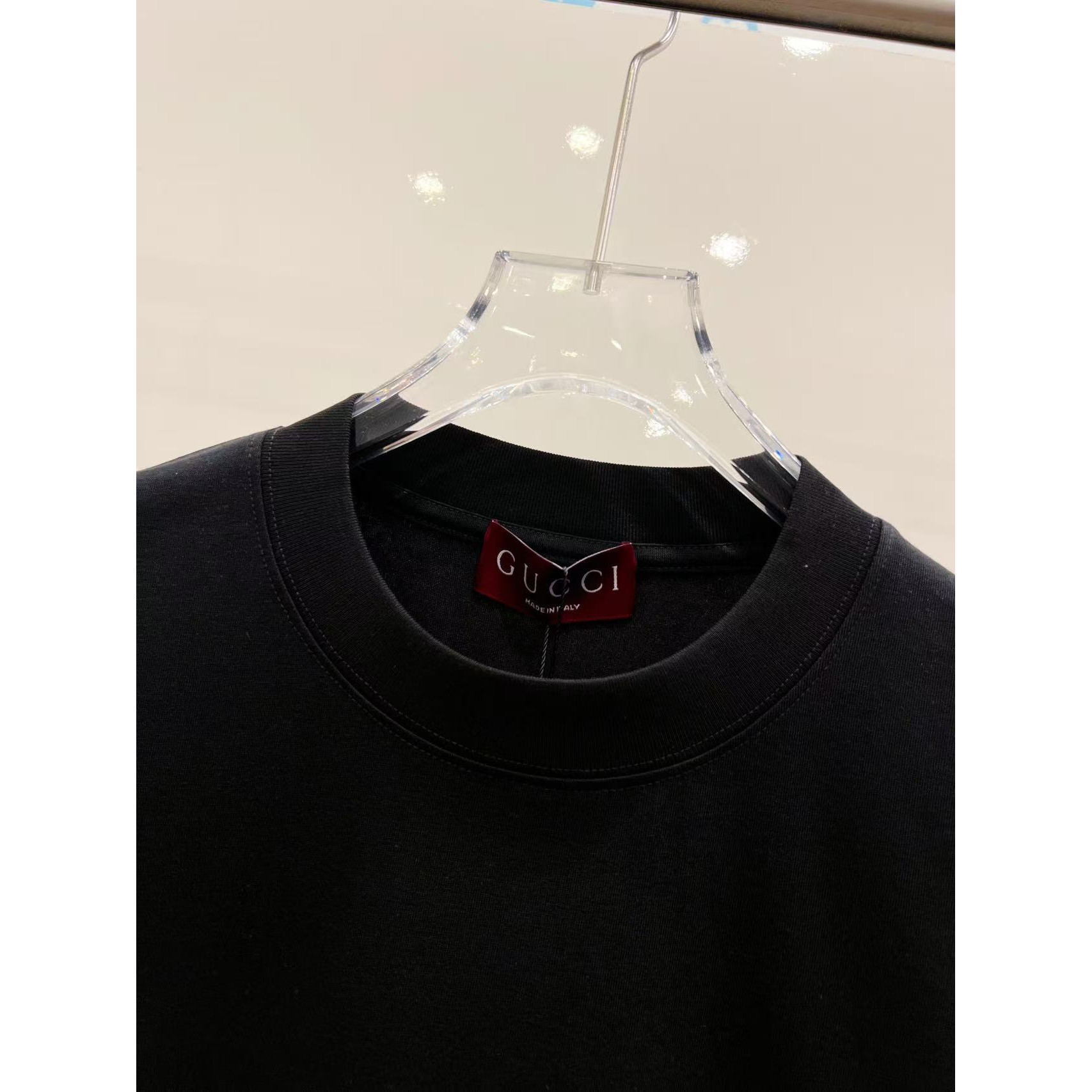 <p>GUCCI 短袖圆领T恤(黑)</p>
