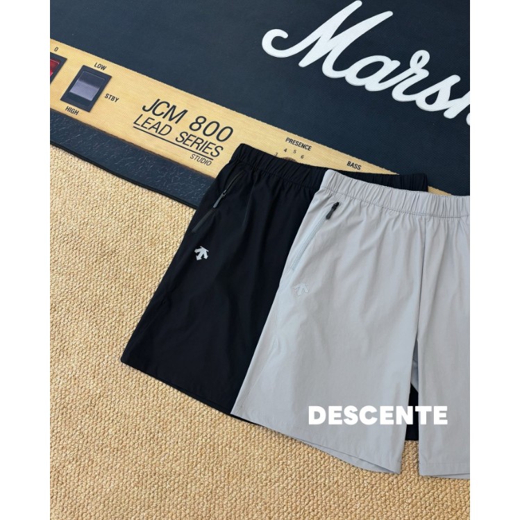 <p>DESCENTE 五分運動短褲</p>