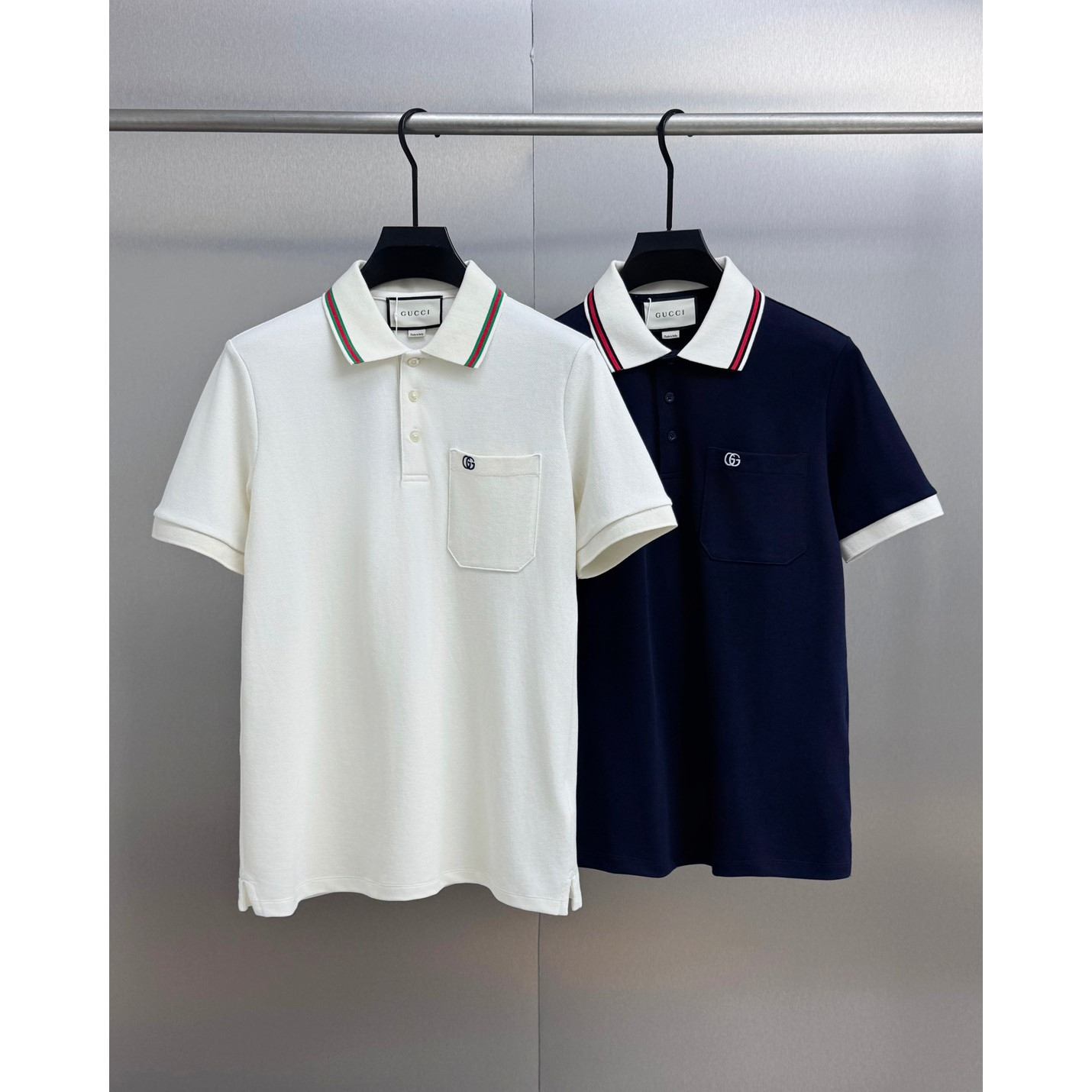 <p>GUCCI 短袖翻领polo衫(藏青)</p>