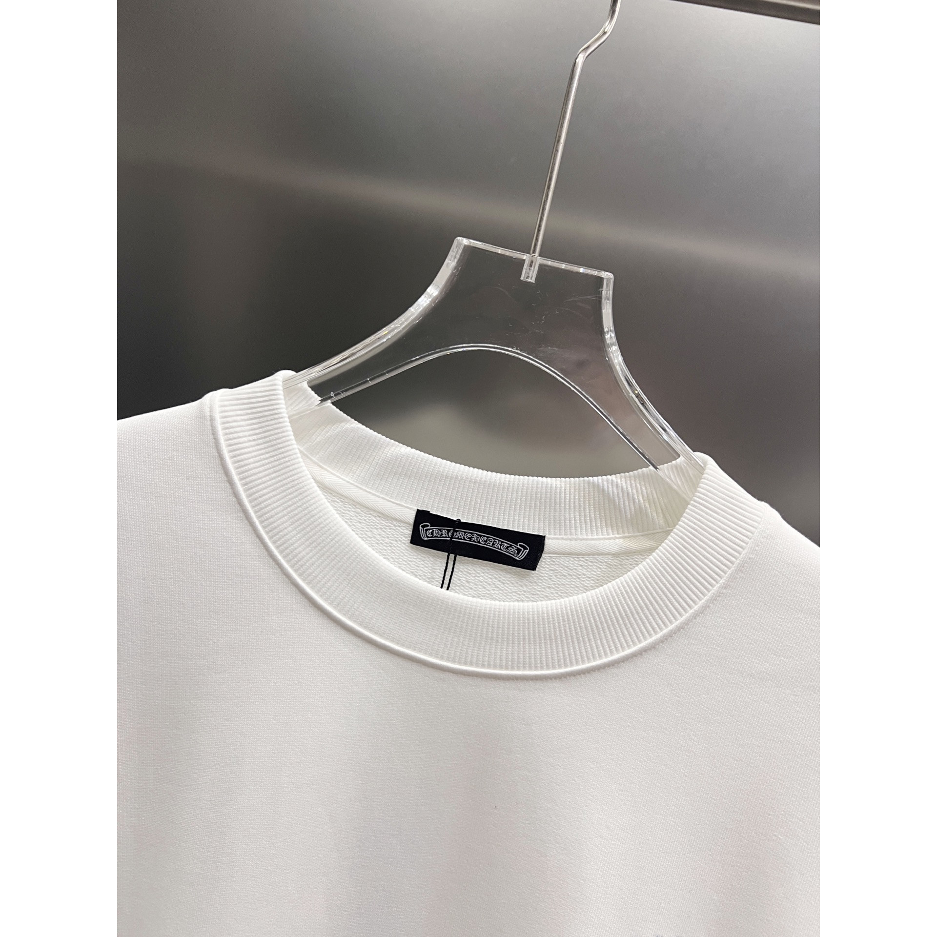 <p>CHROME HEARTS 圆领长袖卫衣(白)</p>