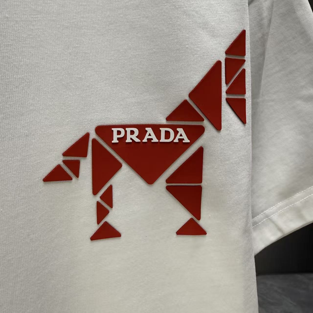 <p>Prada 短袖T恤(白)</p>