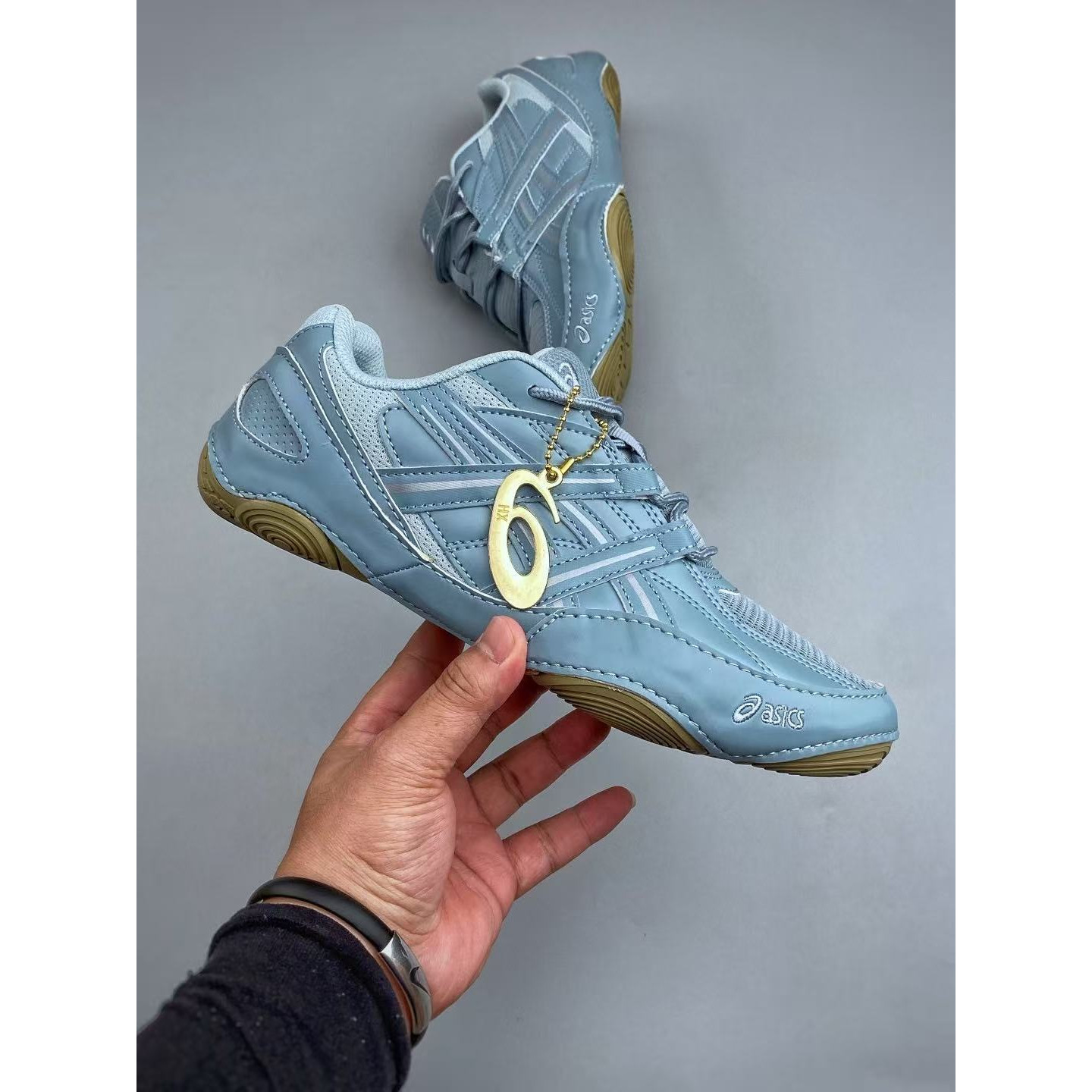 <p>Asics Hypersync&nbsp; 薄底德训鞋(藍)</p>