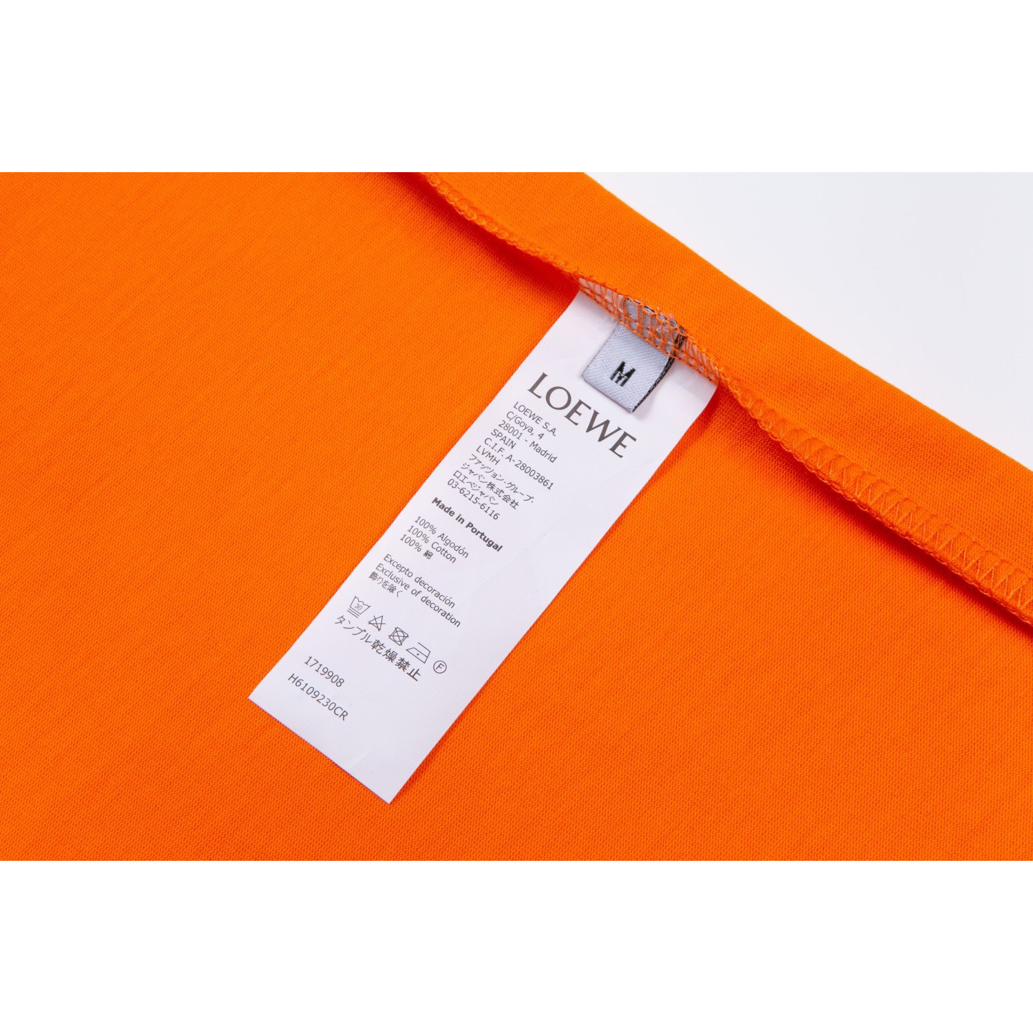<p>&nbsp;LOEWE &nbsp;logo压花短袖T恤(橙)</p>
