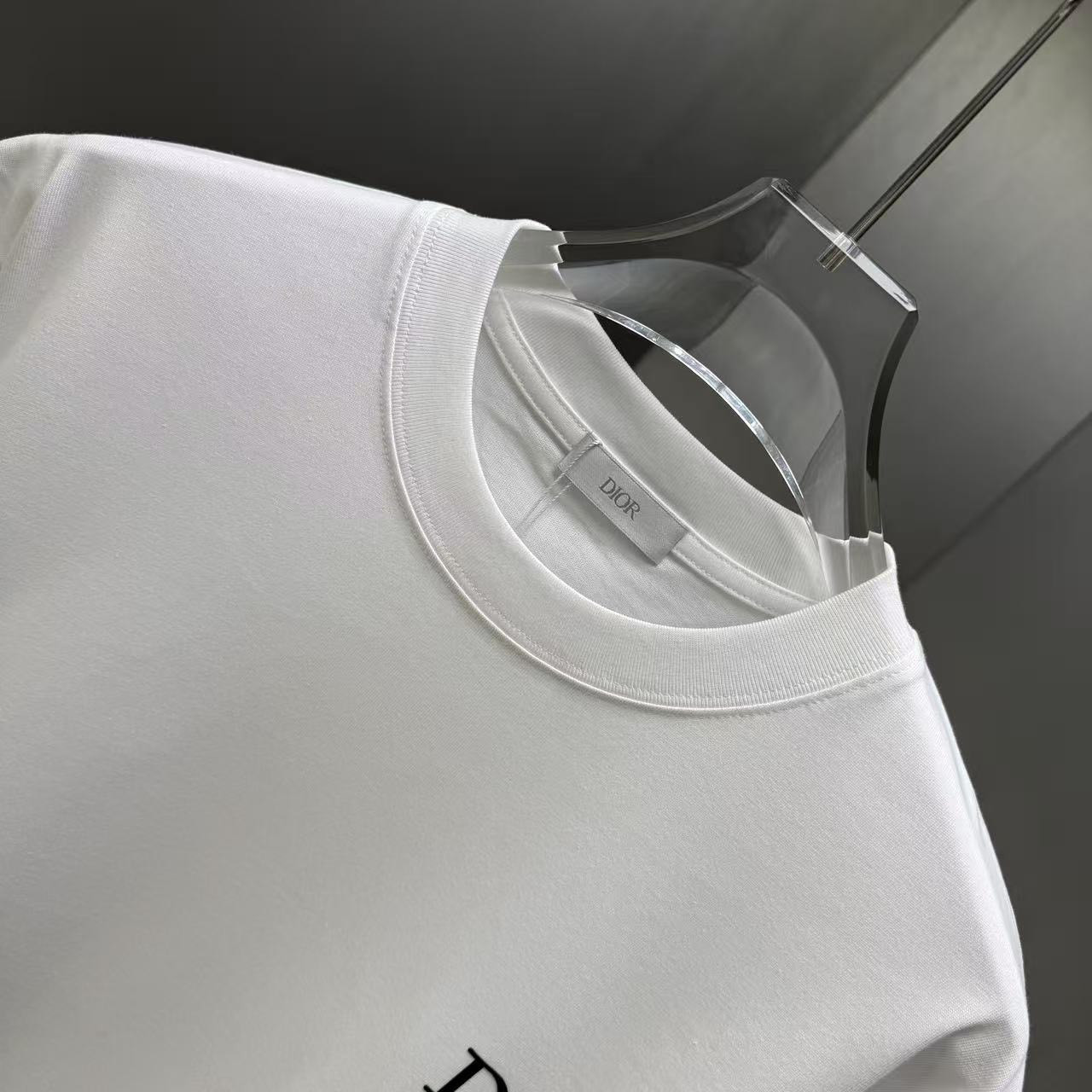 <p>DIOR 短袖T恤(白)</p>