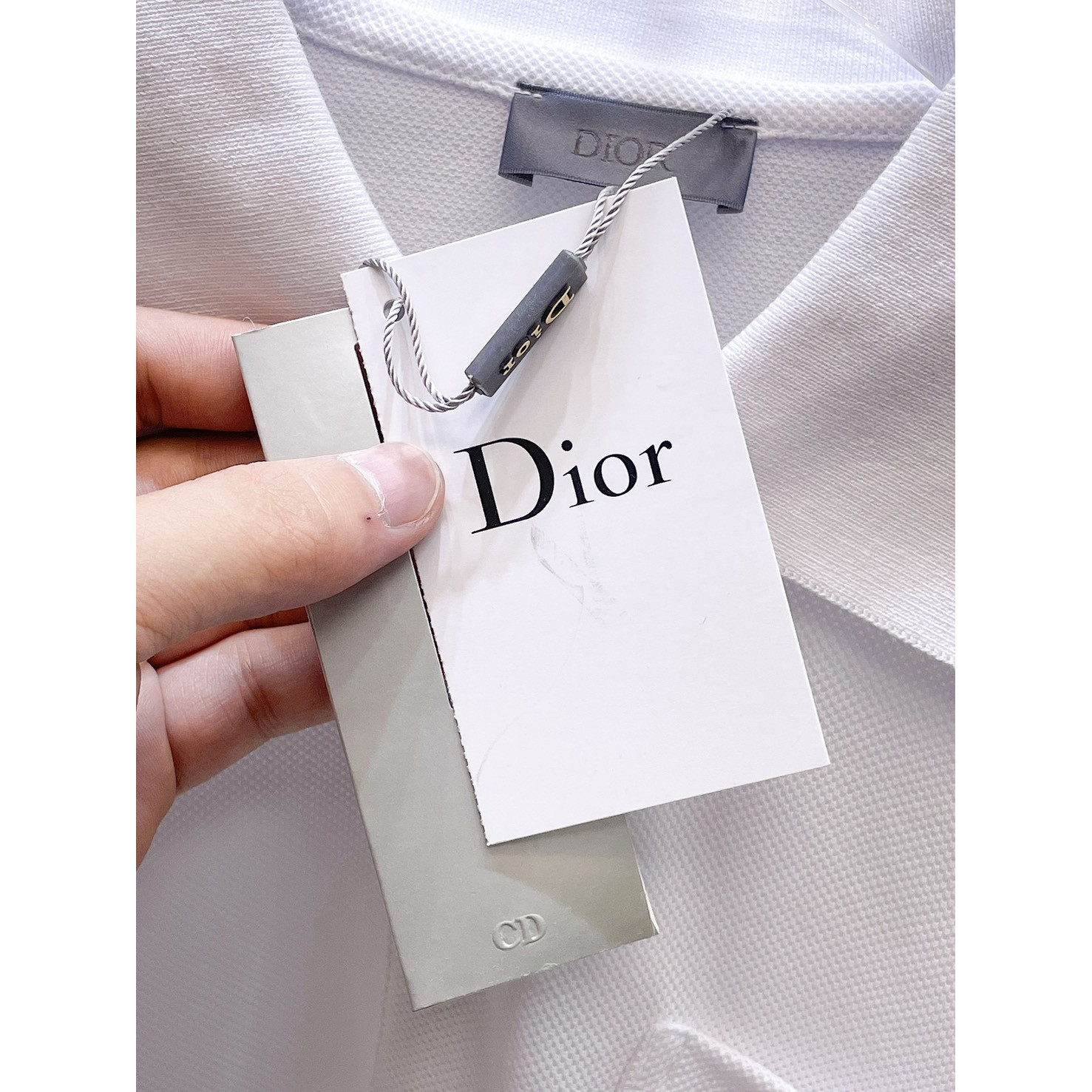<p>DIOR&nbsp;短袖翻领polo衫(白)</p>