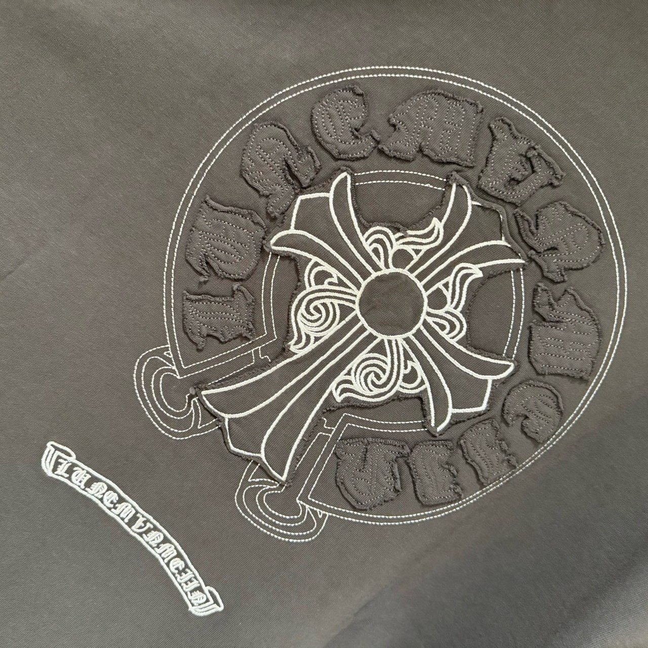 <p>CHROME HEARTS 长袖T恤(灰D34)</p>