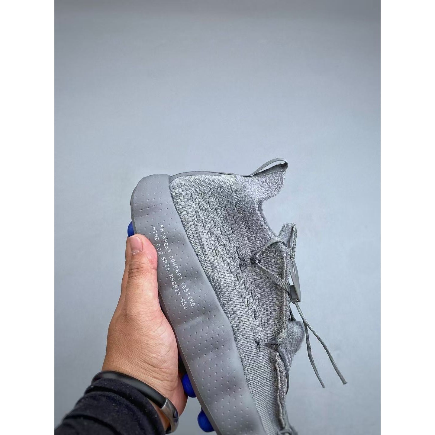 <p>Nike x Fragment Mind 002 足底按摩鞋(灰)</p>