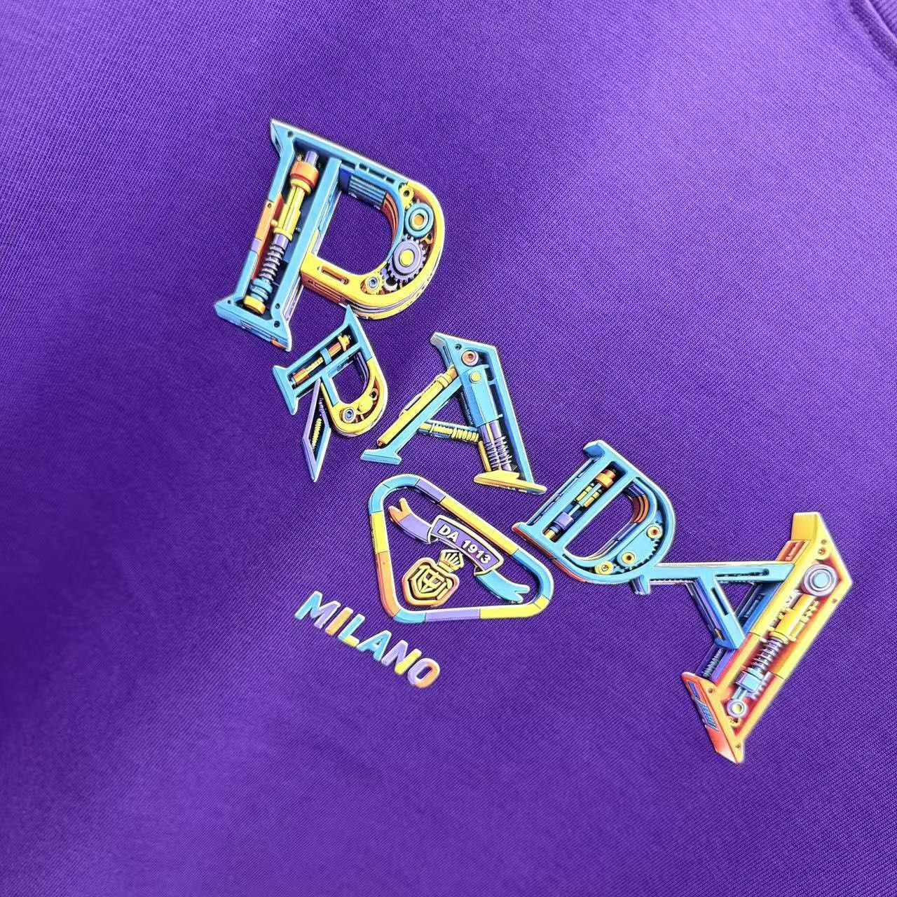 <p>Prada 圓領T恤</p>