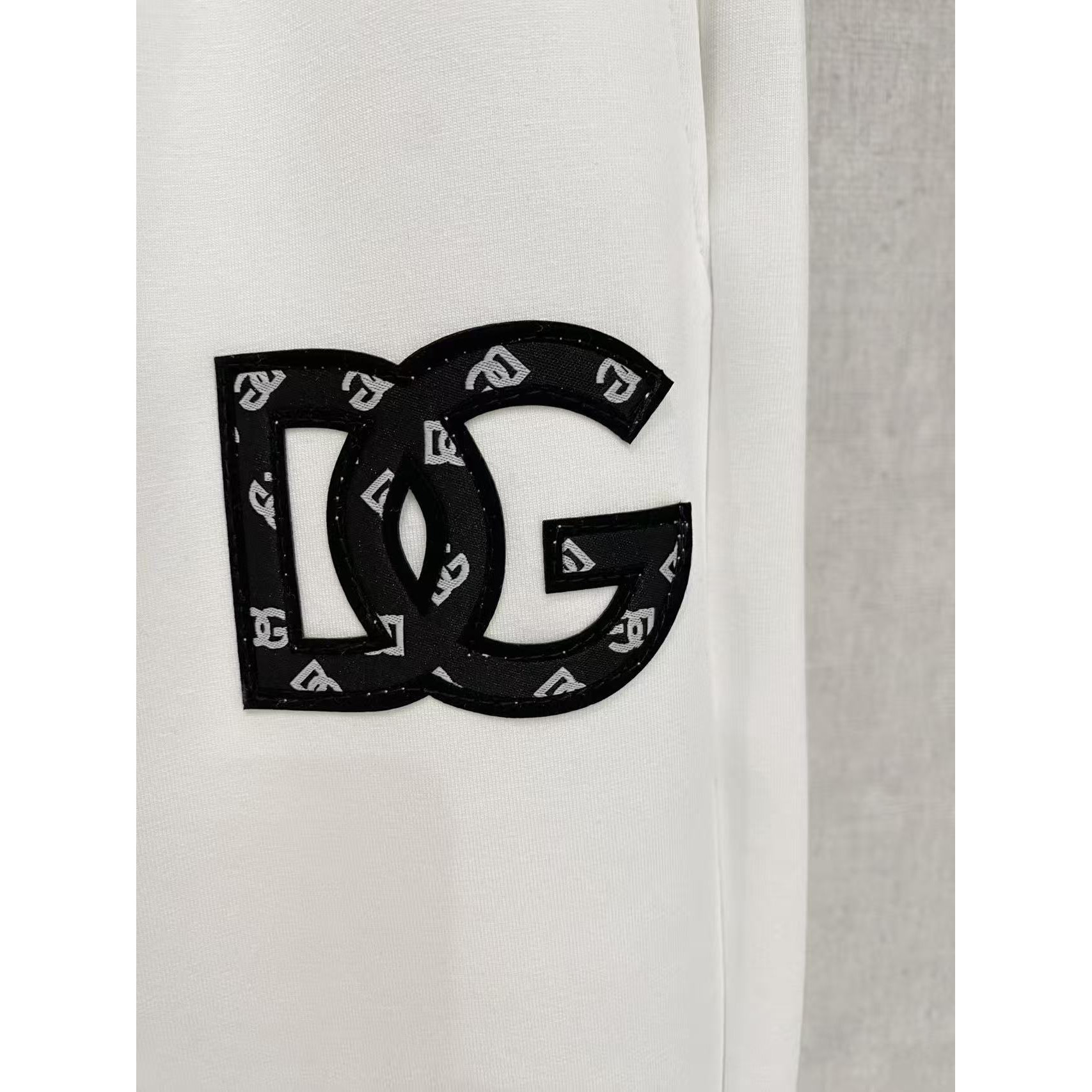 <p>D&amp;G 男士长裤(782427)</p>