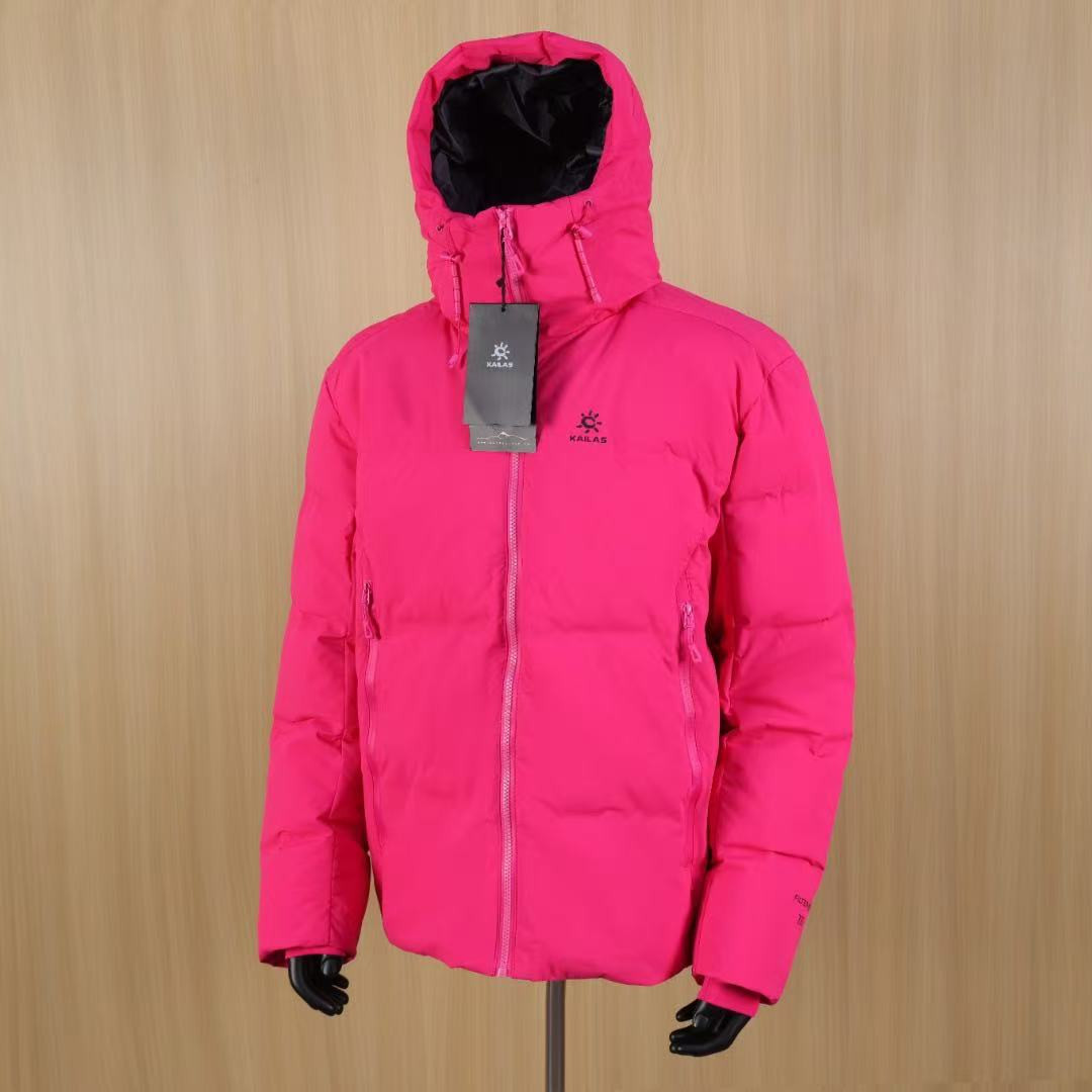 <p>KAILAS 达古冬季户外抗寒加厚登山防风服(粉)</p>
