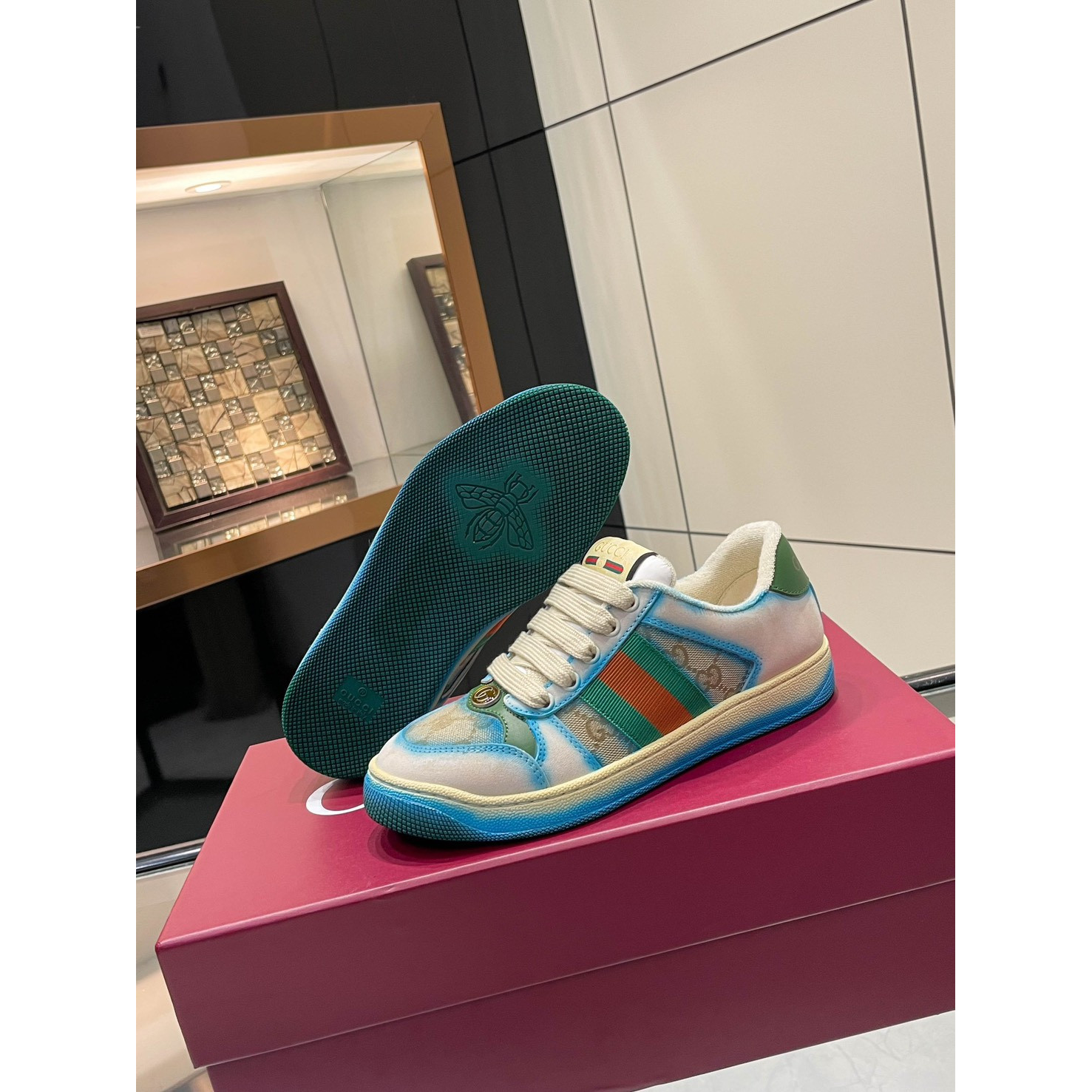 <p>GUCCI Screener系列运动鞋经典小脏鞋 (女款-藍)</p>