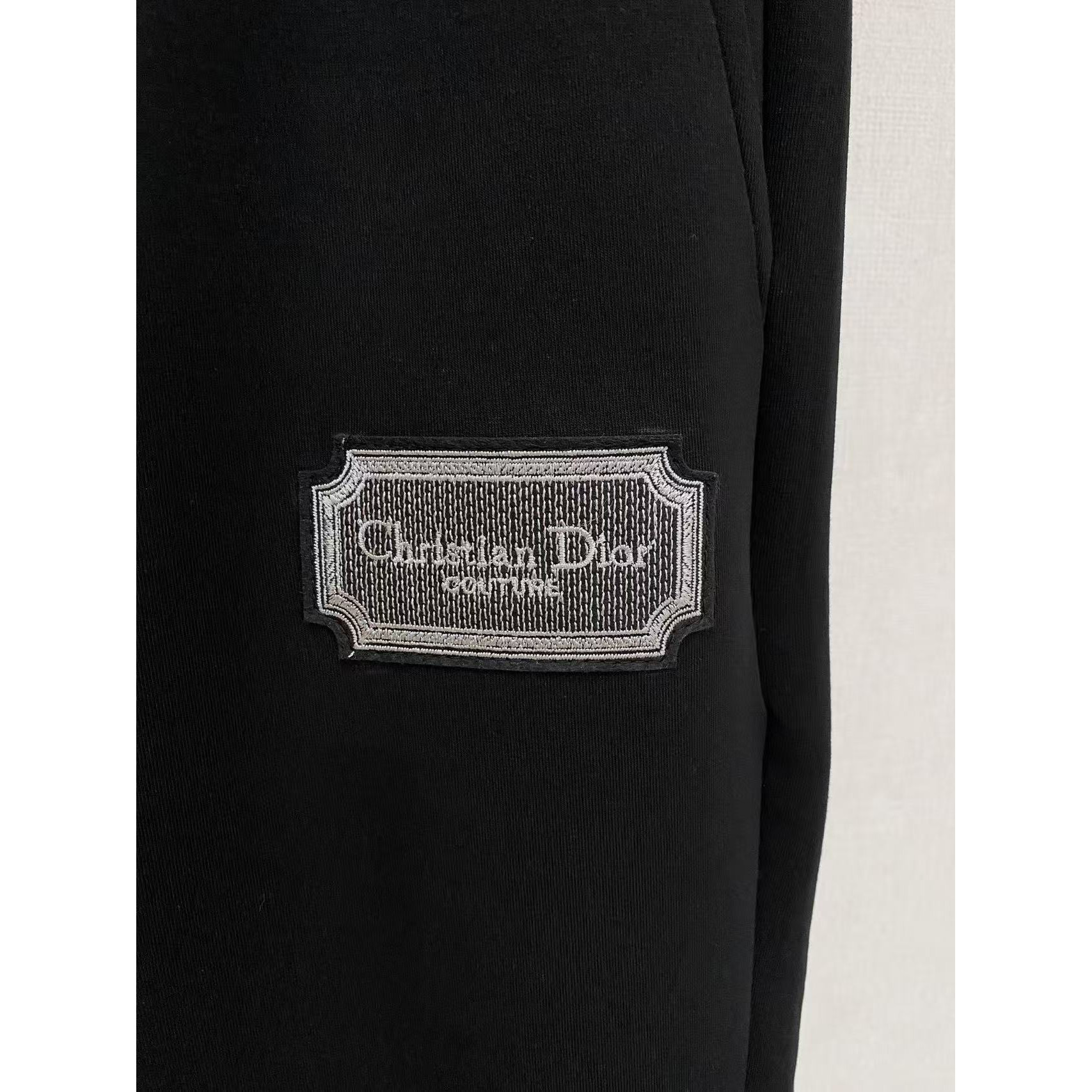 <p>DIOR 男士长裤(782449)</p>