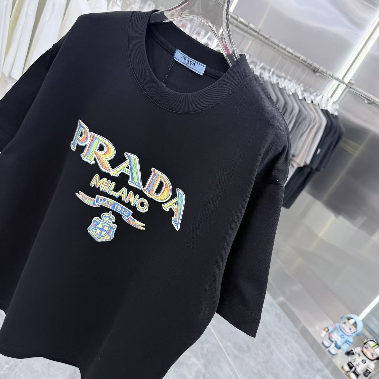 <p>Prada 圓領T恤</p>