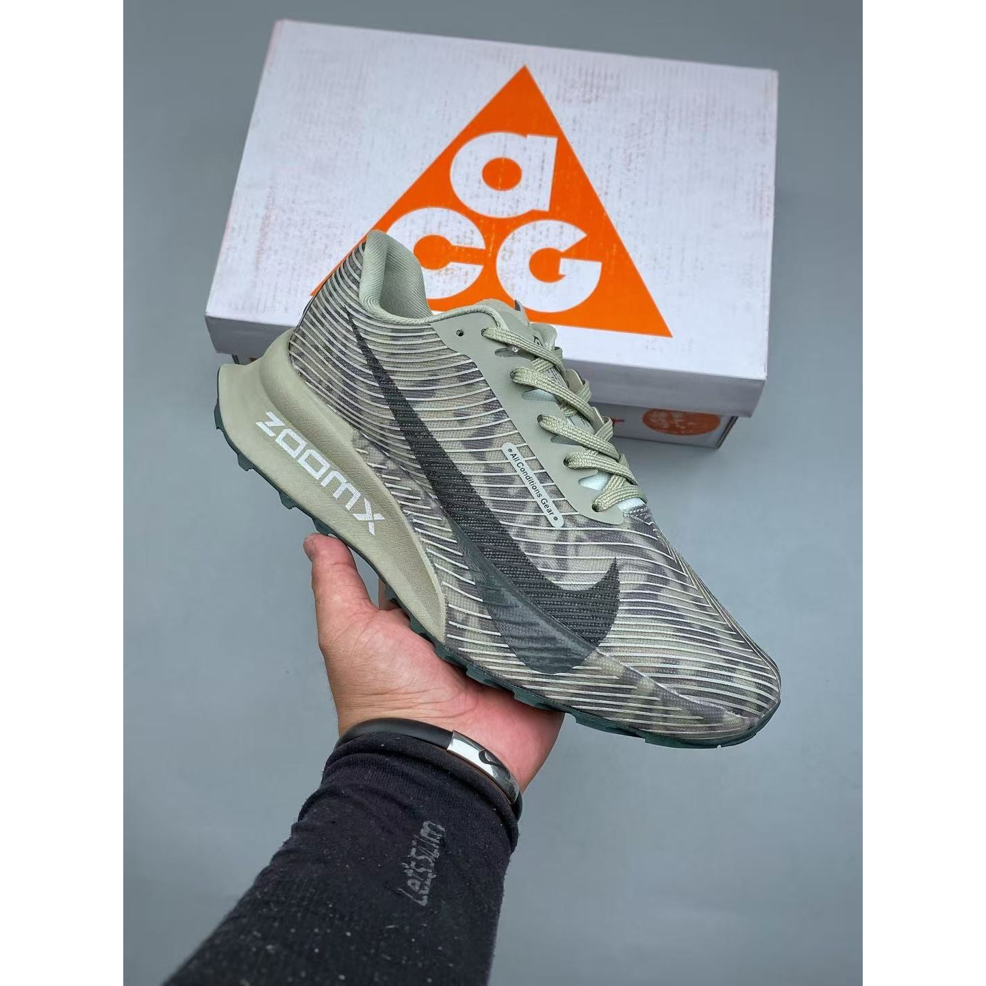 <p>Nike ACG Ultrafly Trail 耐克公路竞速缓震跑步鞋</p>
