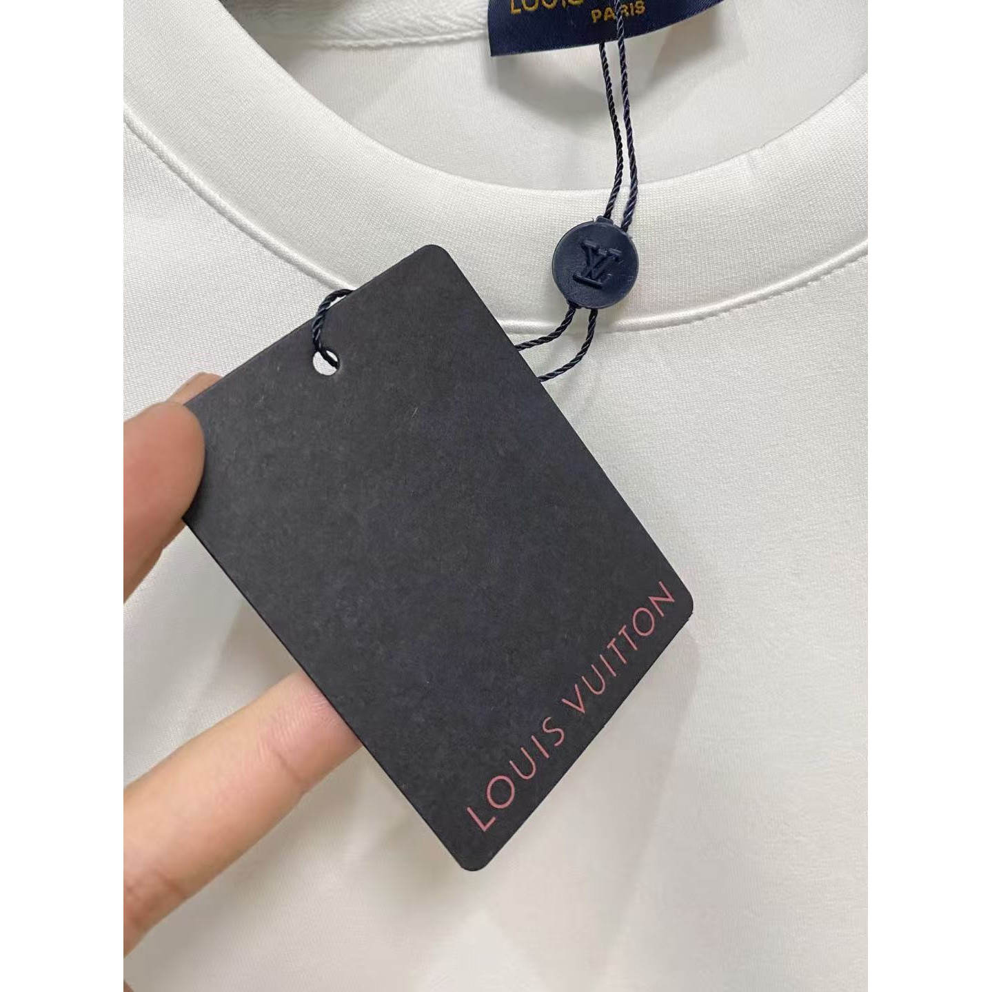 <p>DIOR 太空棉卫衣(白)</p>