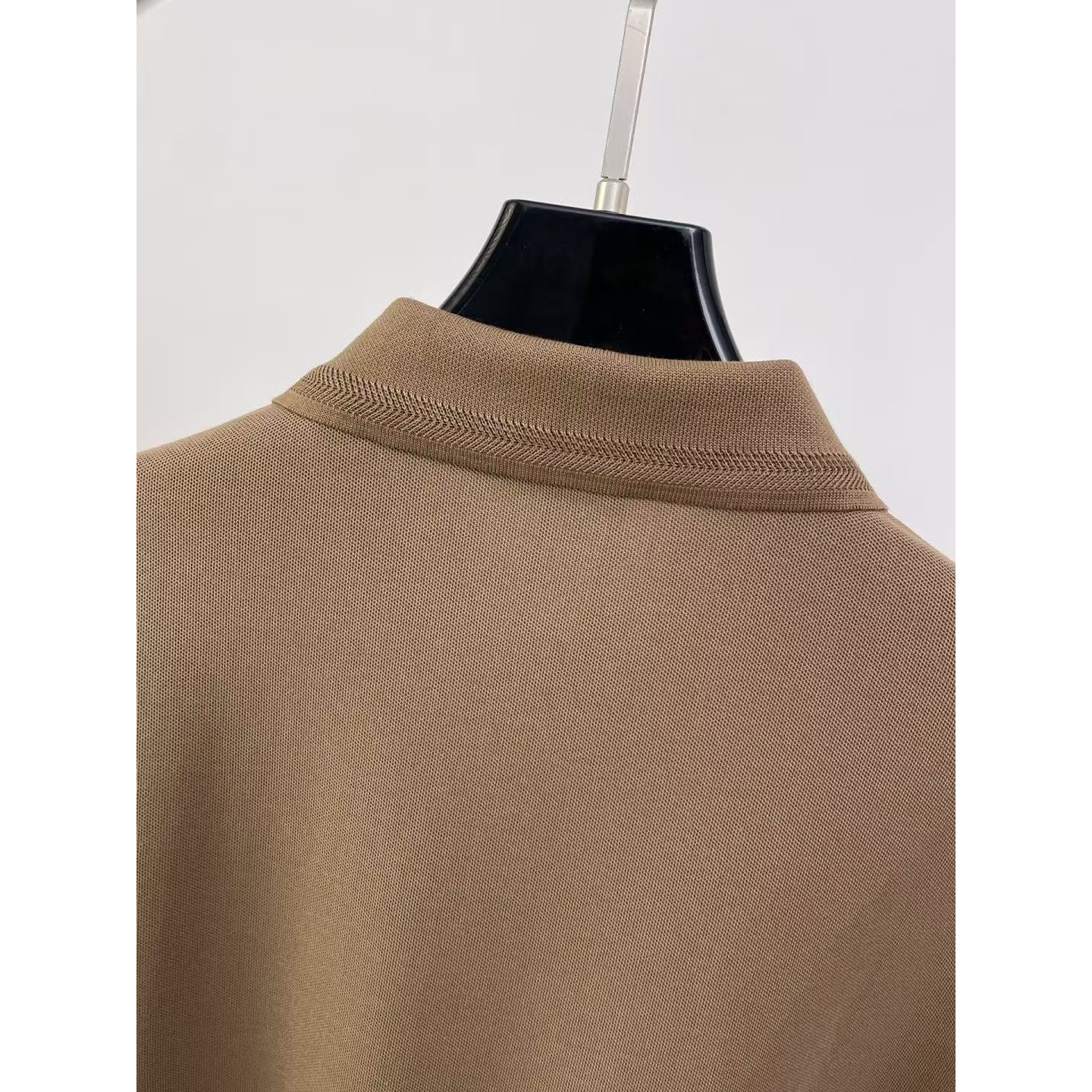 <p>BURBERRY 长袖Polo衫(棕)</p>