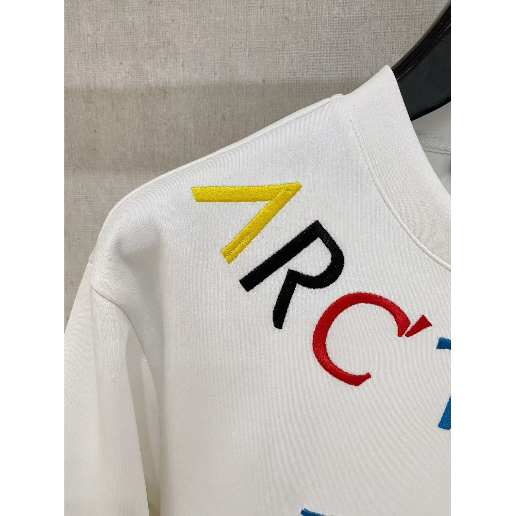 <p>Arc'teryx 太空棉卫衣(白)</p>