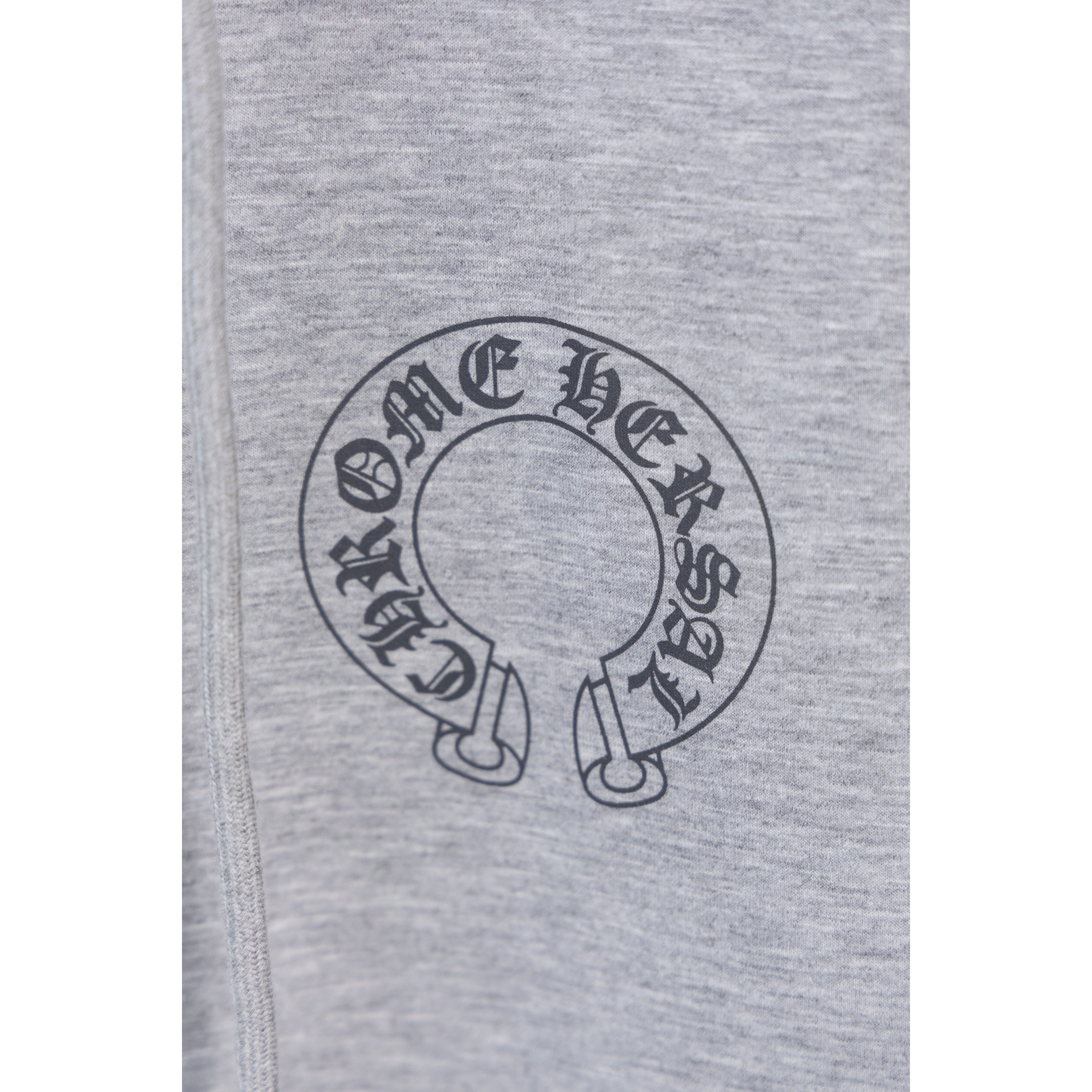 <p>CHROME HEARTS&nbsp;&nbsp;马蹄麒麟臂连帽外套(XB138灰)</p>