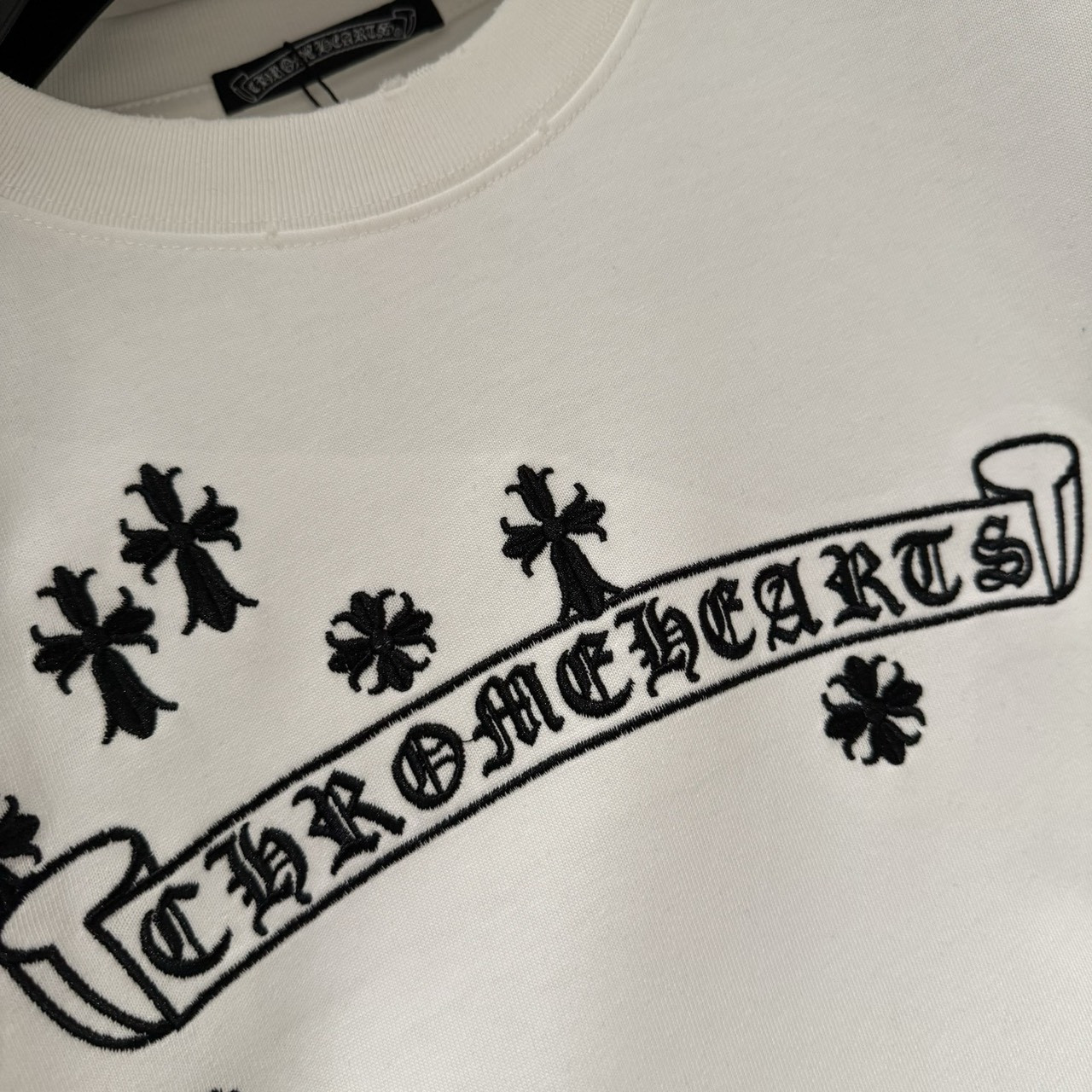 <p>CHROME HEARTS 长袖T恤(白B23)</p>