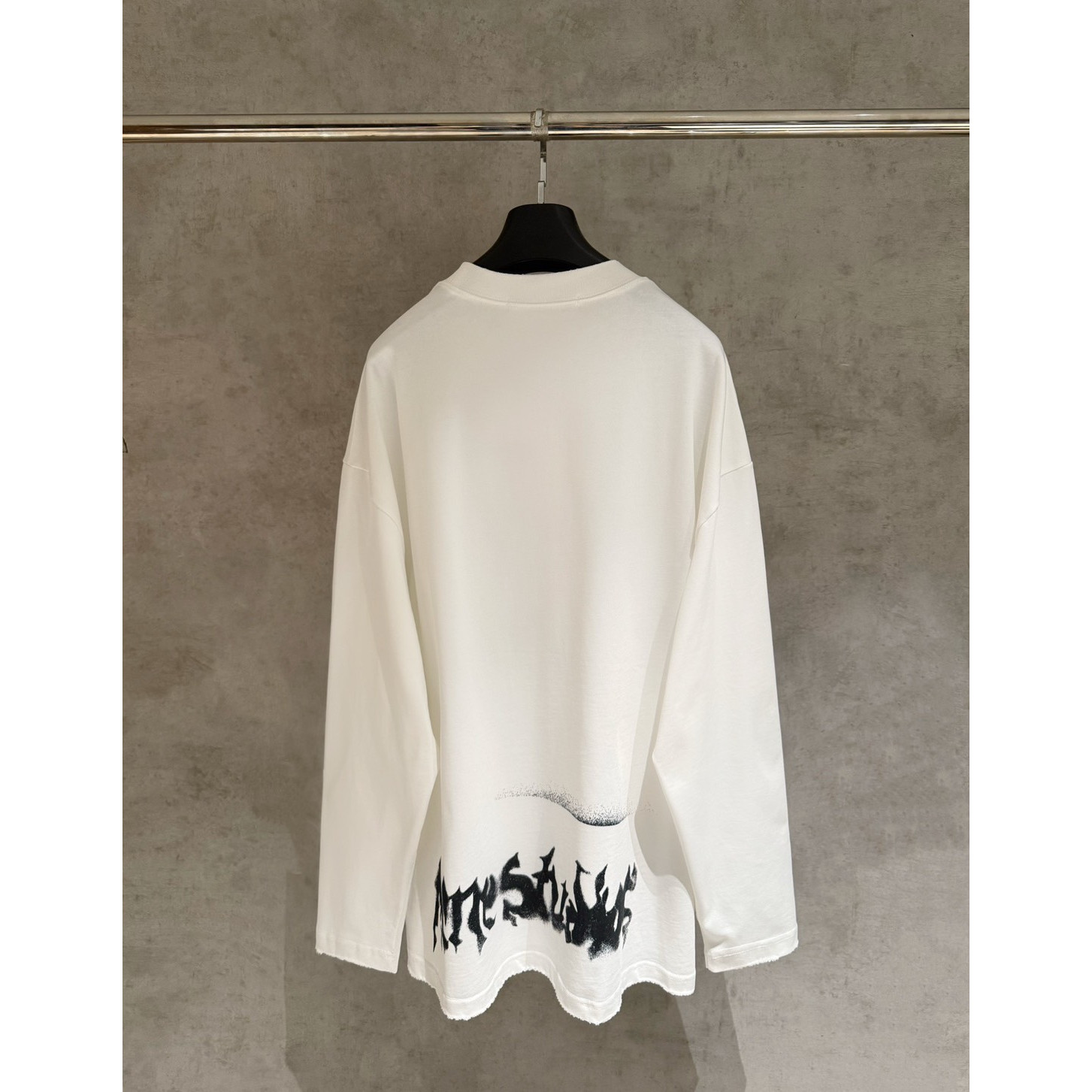 <p>ACNE&nbsp;长袖T恤(白B15)</p>

<p>&nbsp;</p>