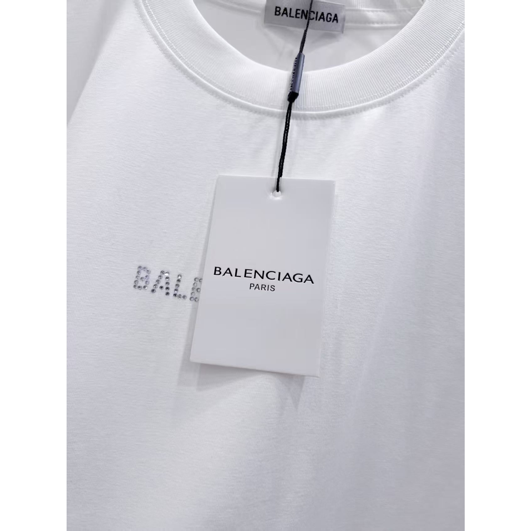 <p>Balenciaga&nbsp;短袖圆领T恤(白)</p>