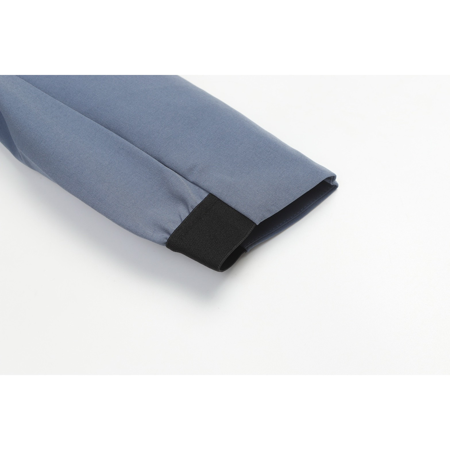 <p>Kolon Sport OT单拉链连帽冲锋衣(藍)</p>