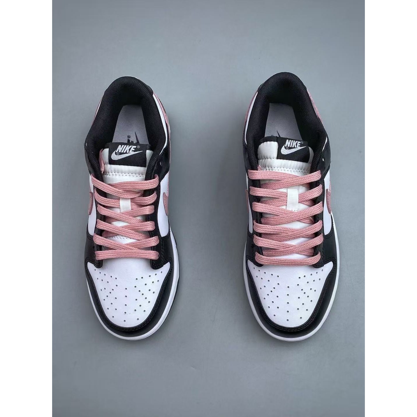 <p>YC版本 Nike &nbsp;Dunk Low 低帮休闲板鞋(黑粉)&nbsp;</p>