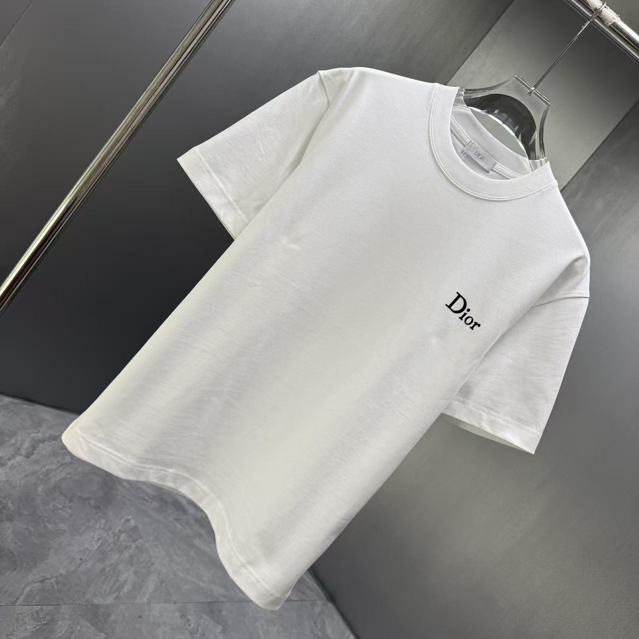 <p>DIOR 短袖T恤(白)</p>