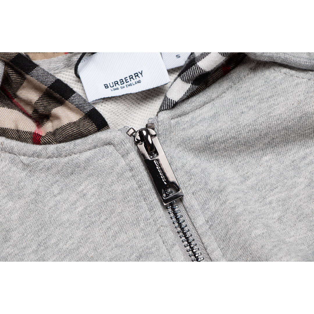 <p>Burberry B字母logo绣花连帽开衫卫衣(灰)</p>