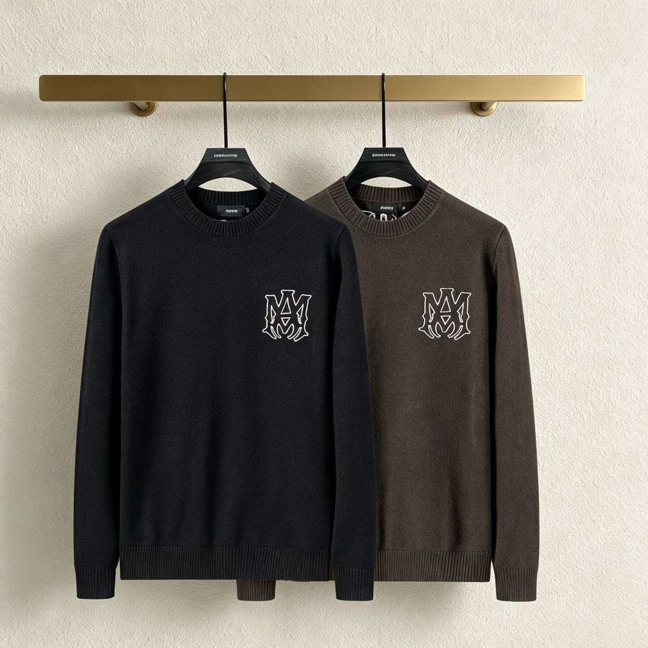 <p>AMIRI logo刺绣圆领套头毛衣(黑色)</p>