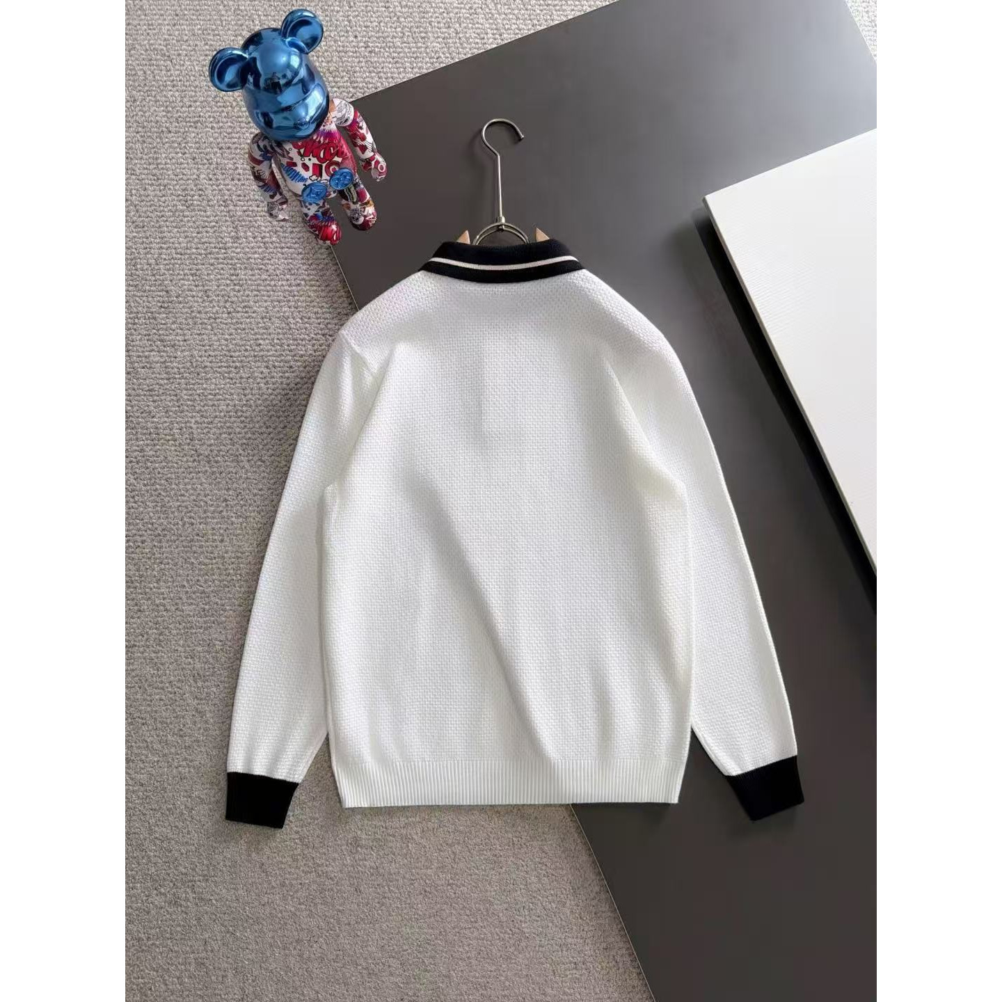 <p>BURBERRY 秋冬官网最新毛衣(白)</p>