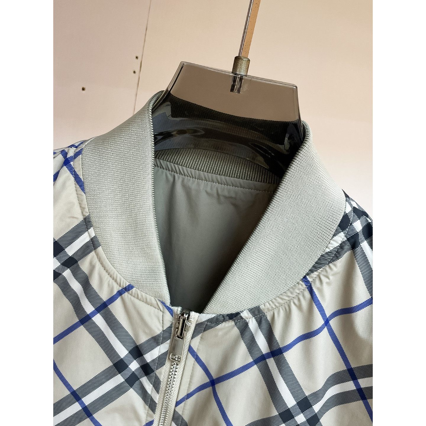 <p>BURBERRY 夹克外套(雙面穿)</p>