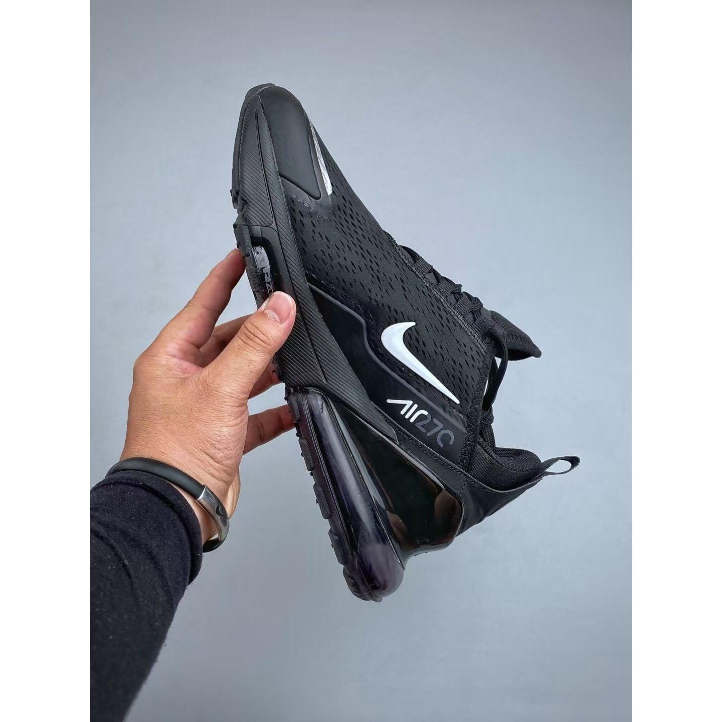 <p>Nike AIR MAX 气垫休闲跑鞋(黑)</p>