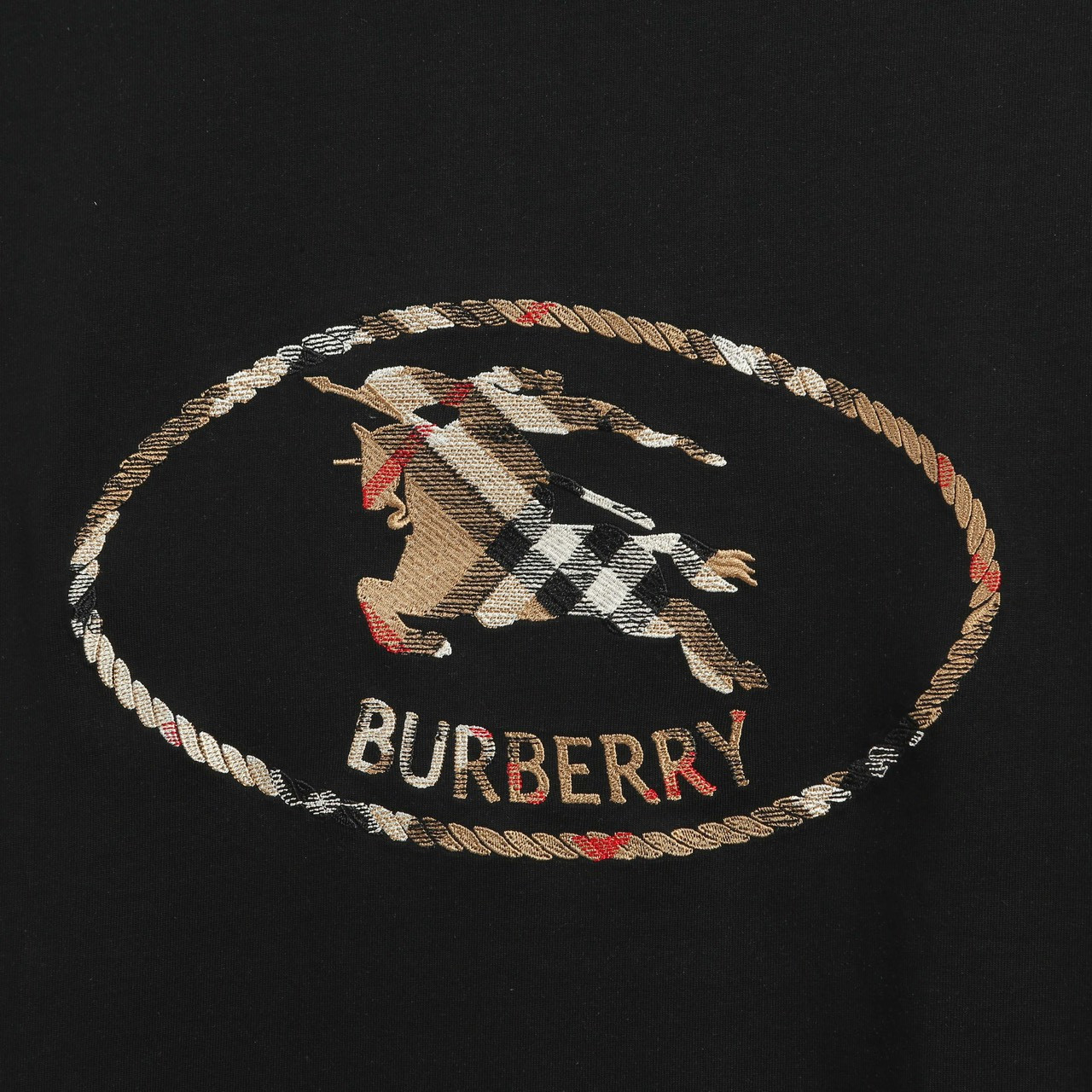 <p>Burberry 战马短袖T恤(黑)</p>