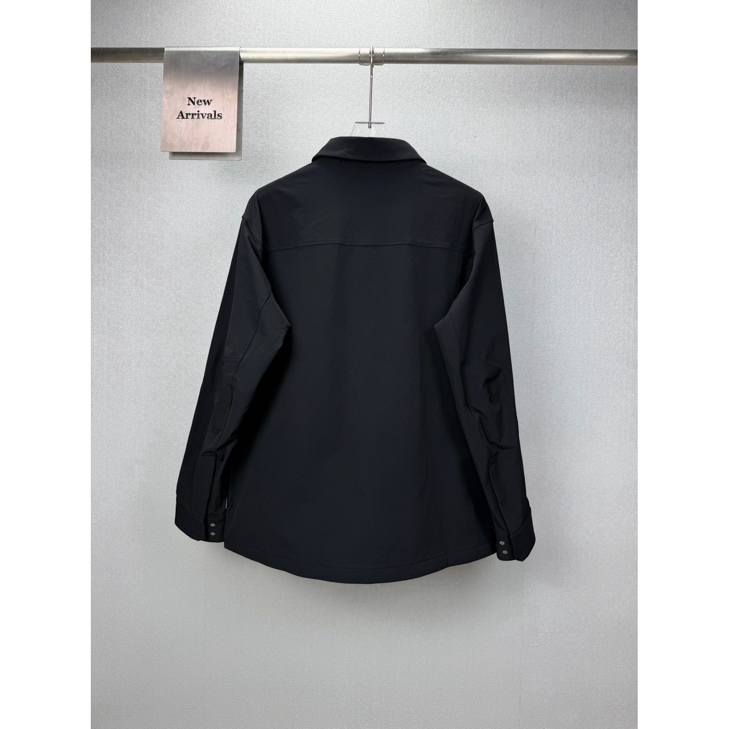 <p>Arc'teryx 情侣款翻领夹克外套(黑色)</p>