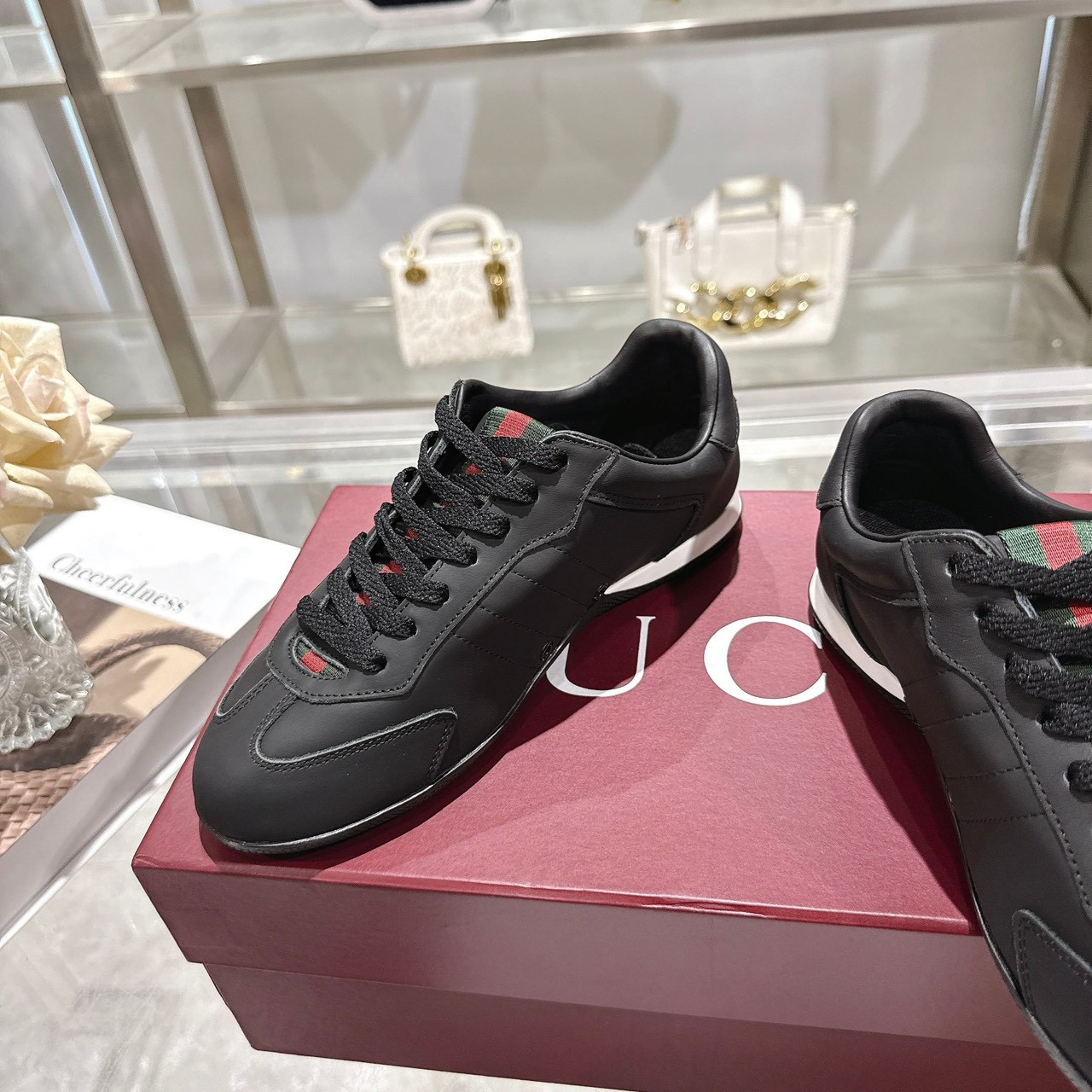 <p>GUCCI 德训鞋(女款-黑)</p>