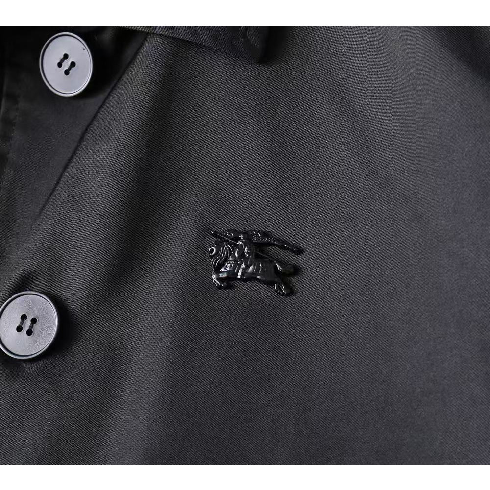 <p>BURBERRY 男士夹克外套(黑)</p>