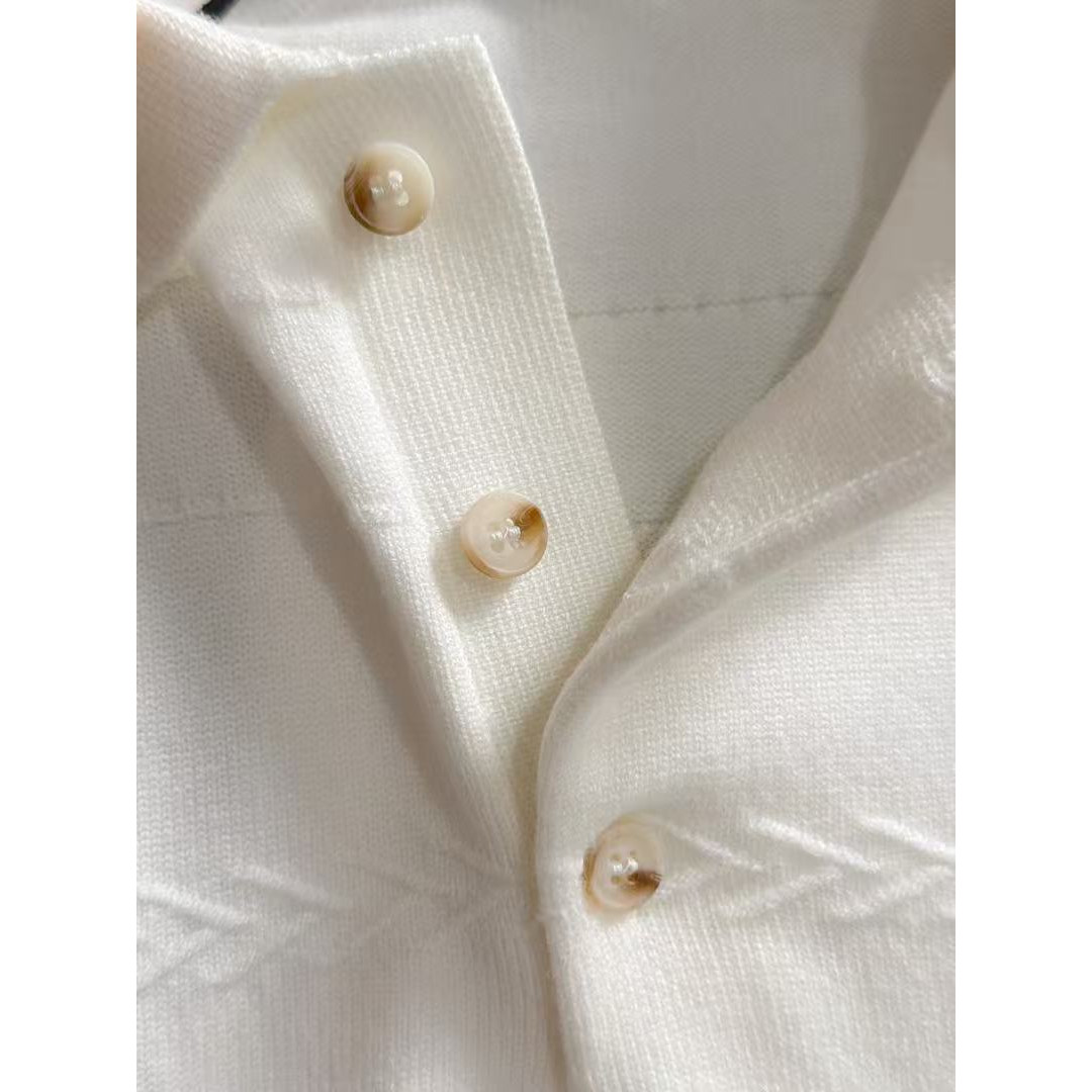 <p>BURBERRY 秋冬官网最新毛衣(米白)</p>