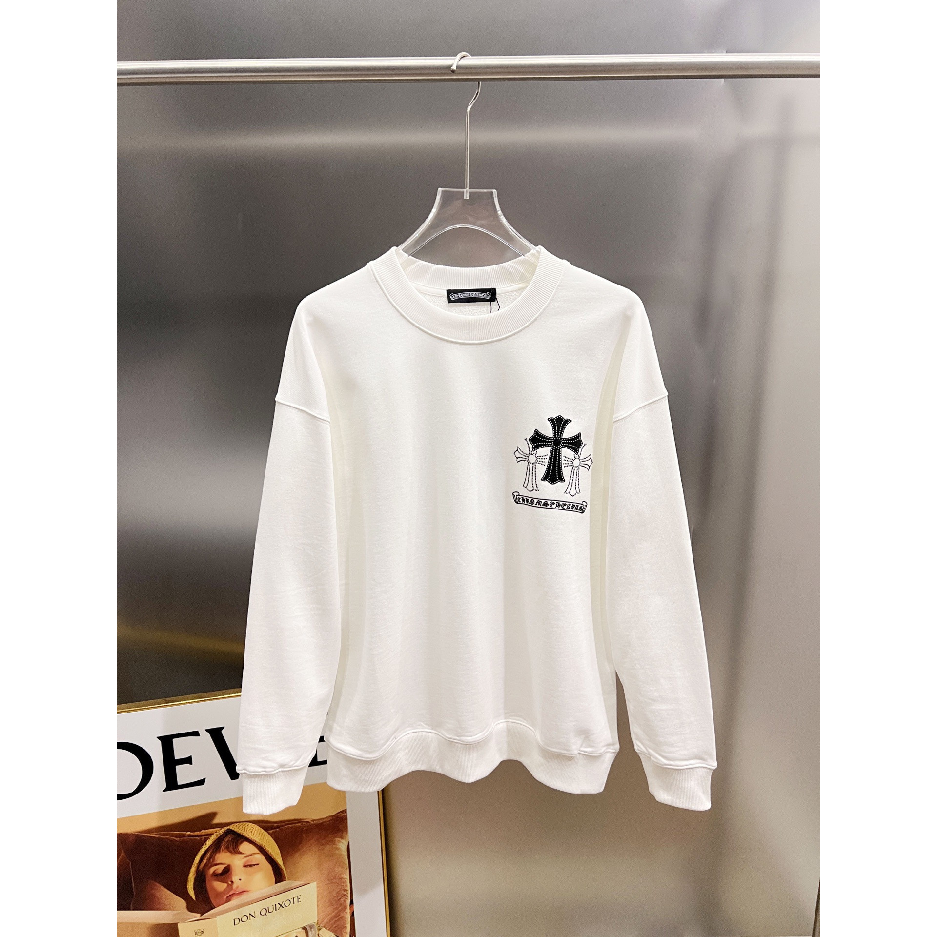 <p>CHROME HEARTS 圆领长袖卫衣(白)</p>