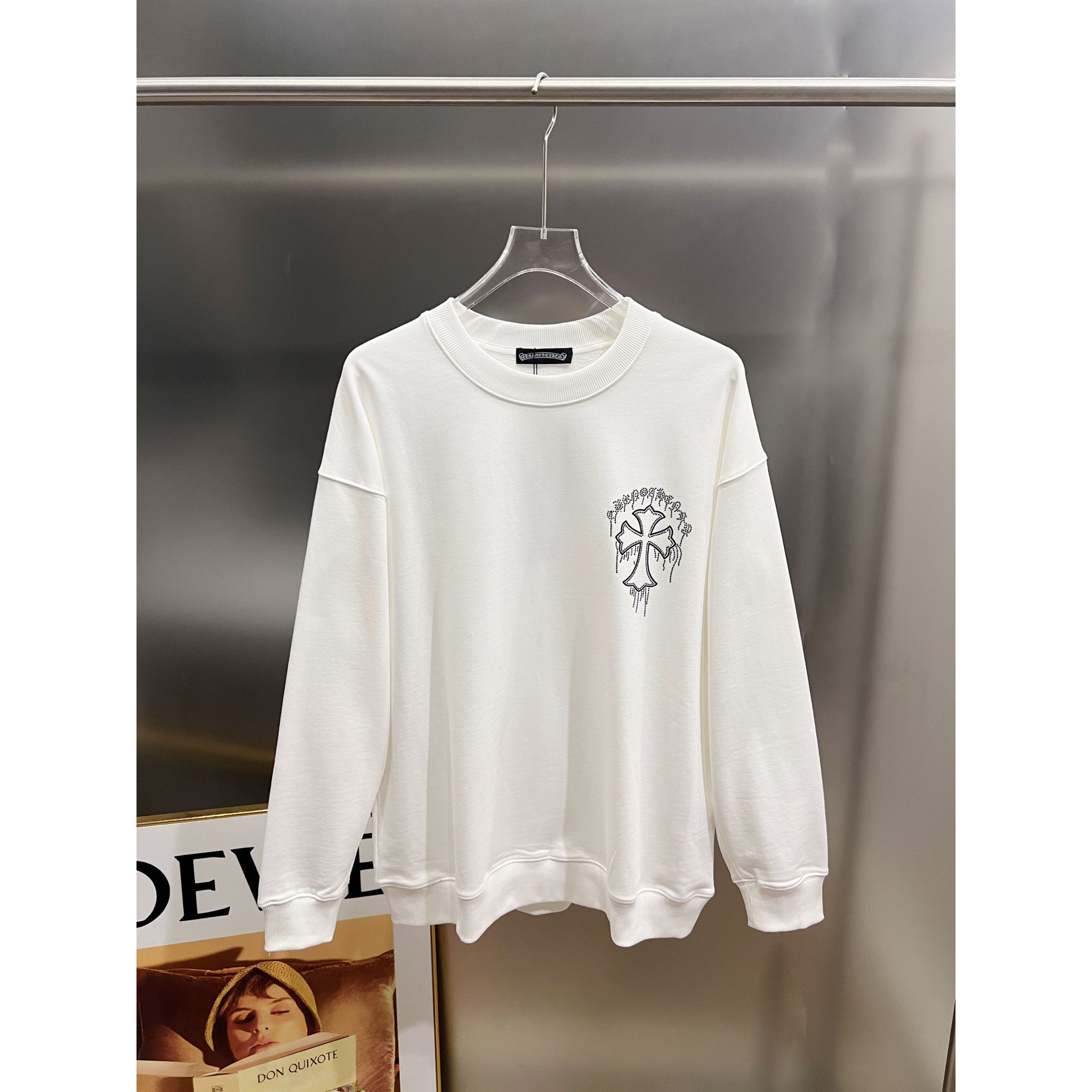 <p>CHROME HEARTS 圆领长袖卫衣(白)</p>