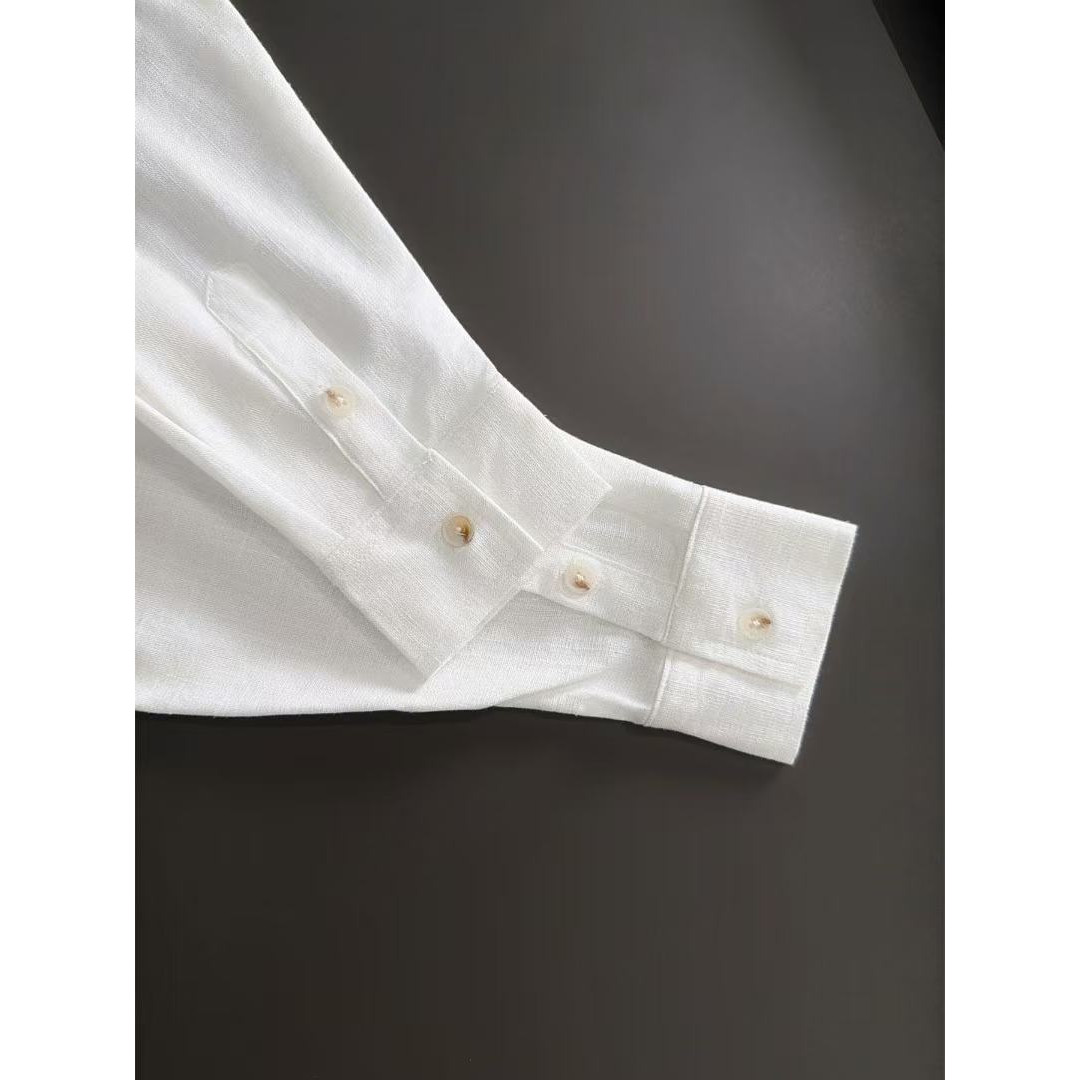 <p>BURBERRY 亚麻衬衫套装(白)</p>
